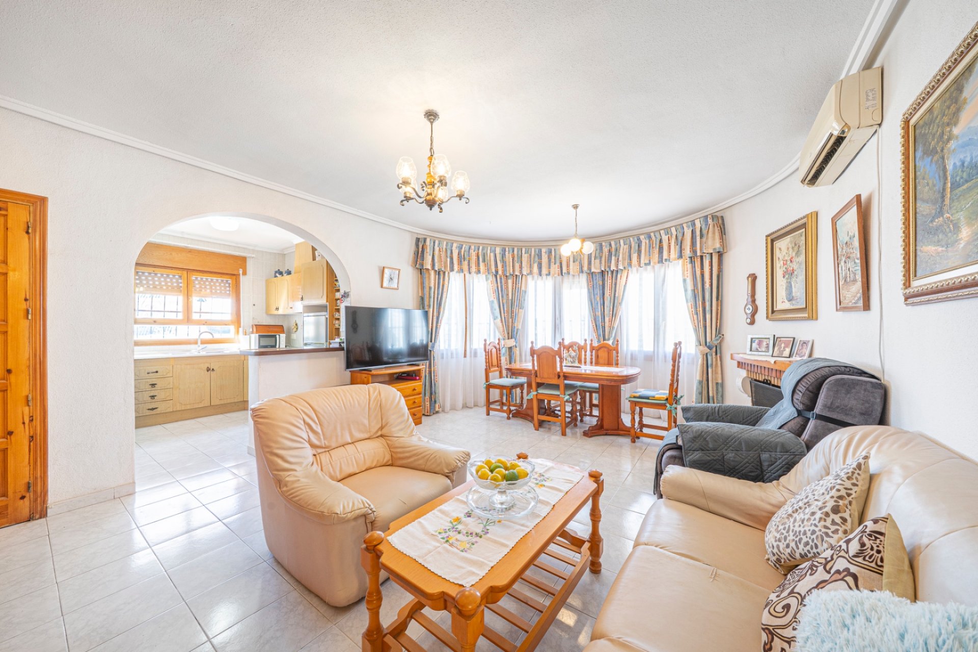 Resale - Villa -
Ciudad Quesada - Ciudad Quesada - Town