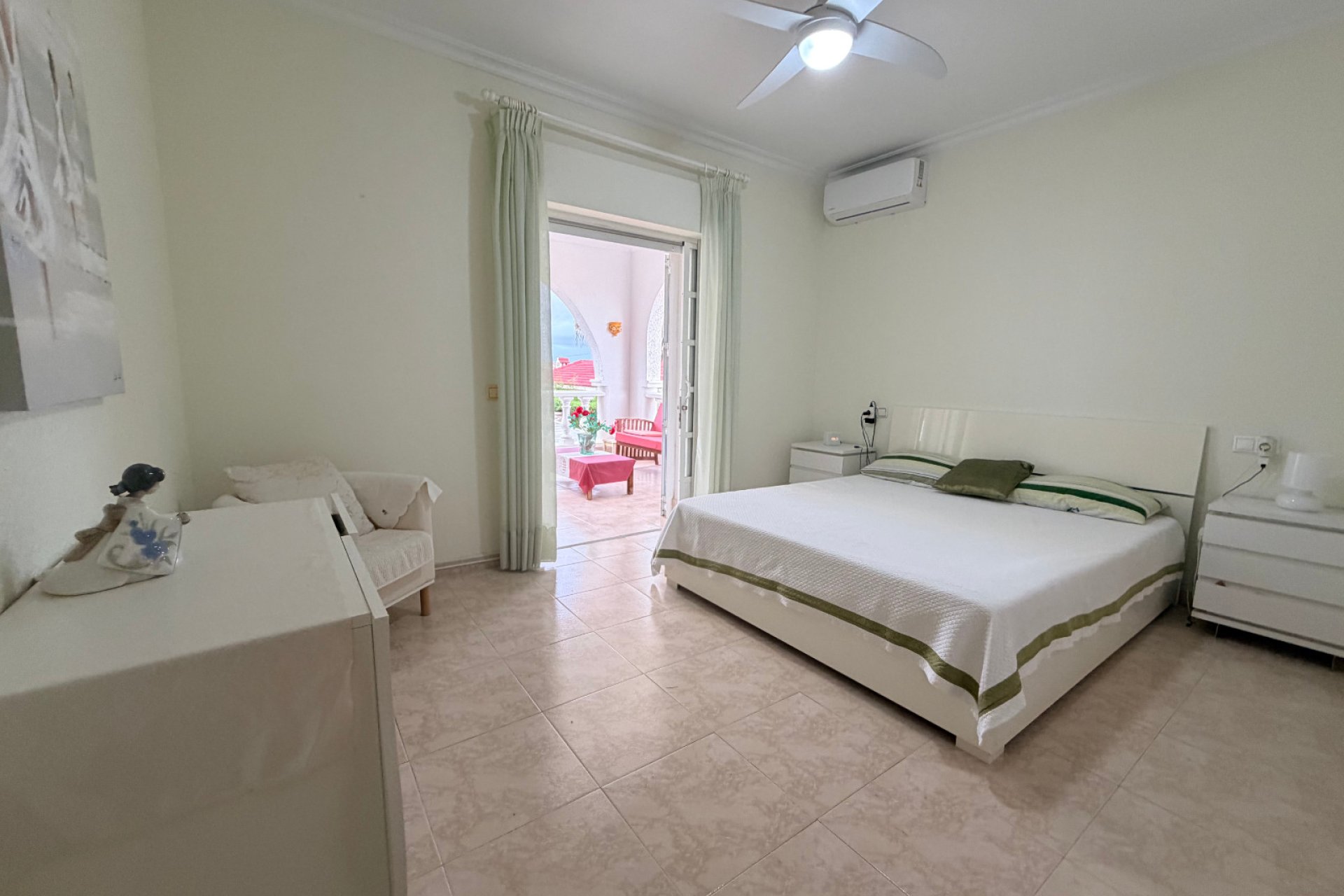 Resale - Villa -
Ciudad Quesada - Ciudad Quesada - Town