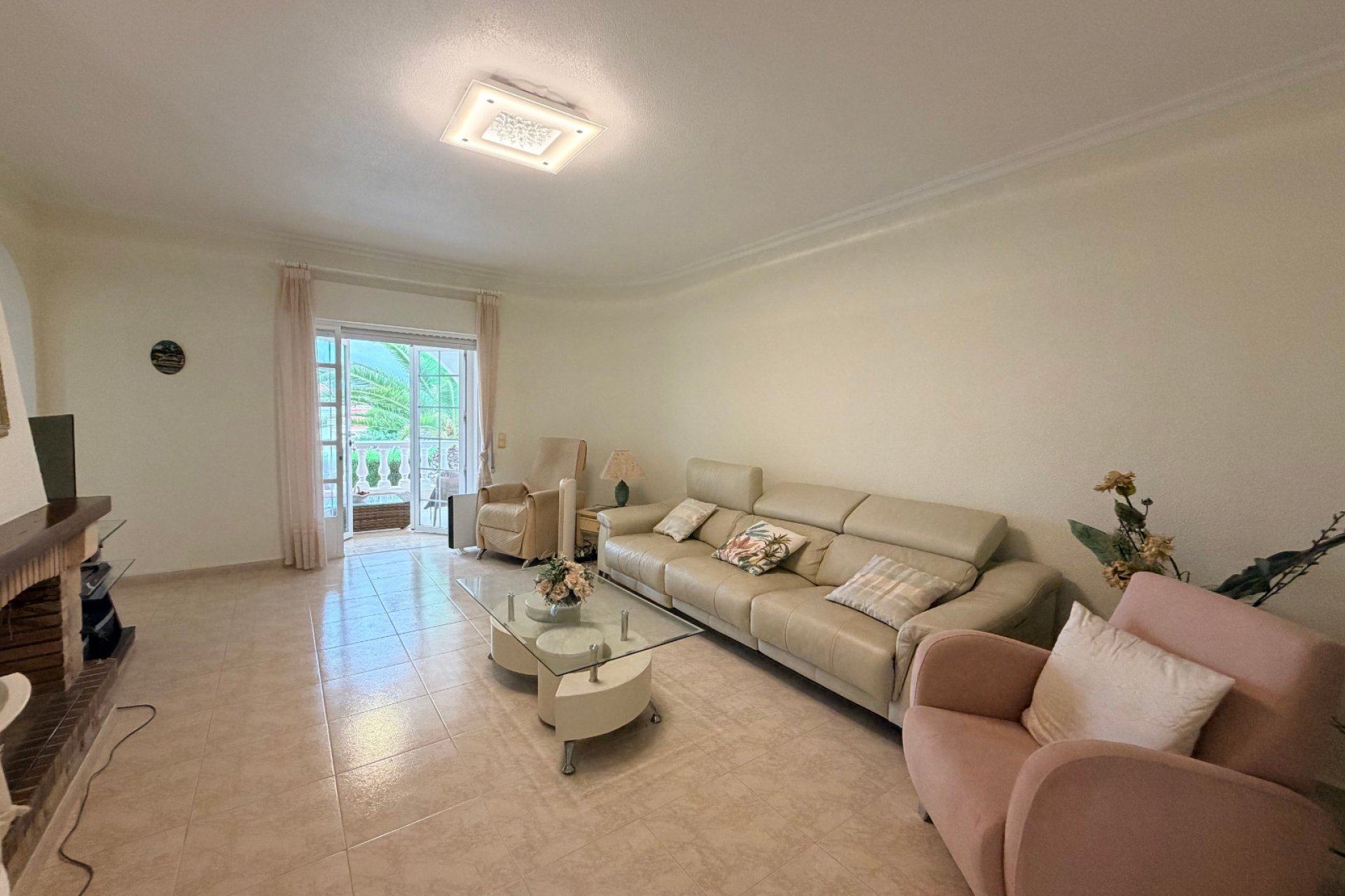 Resale - Villa -
Ciudad Quesada - Ciudad Quesada - Town