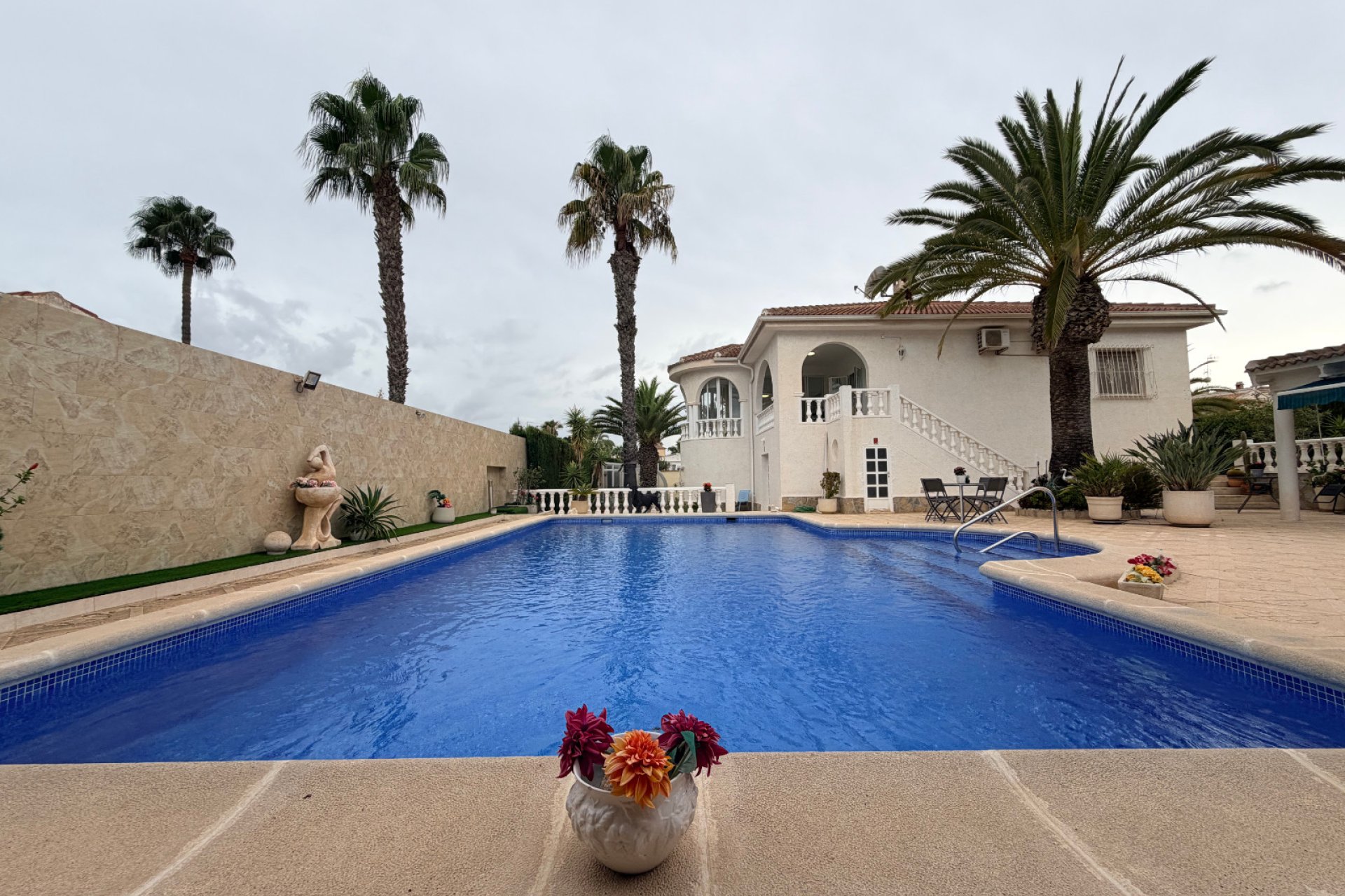 Resale - Villa -
Ciudad Quesada - Ciudad Quesada - Town