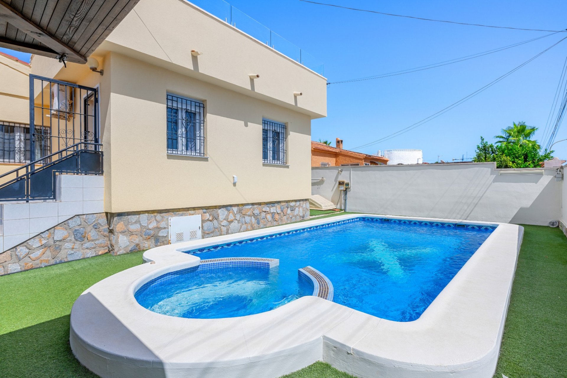 Resale - Villa -
Ciudad Quesada - Ciudad Quesada - Town