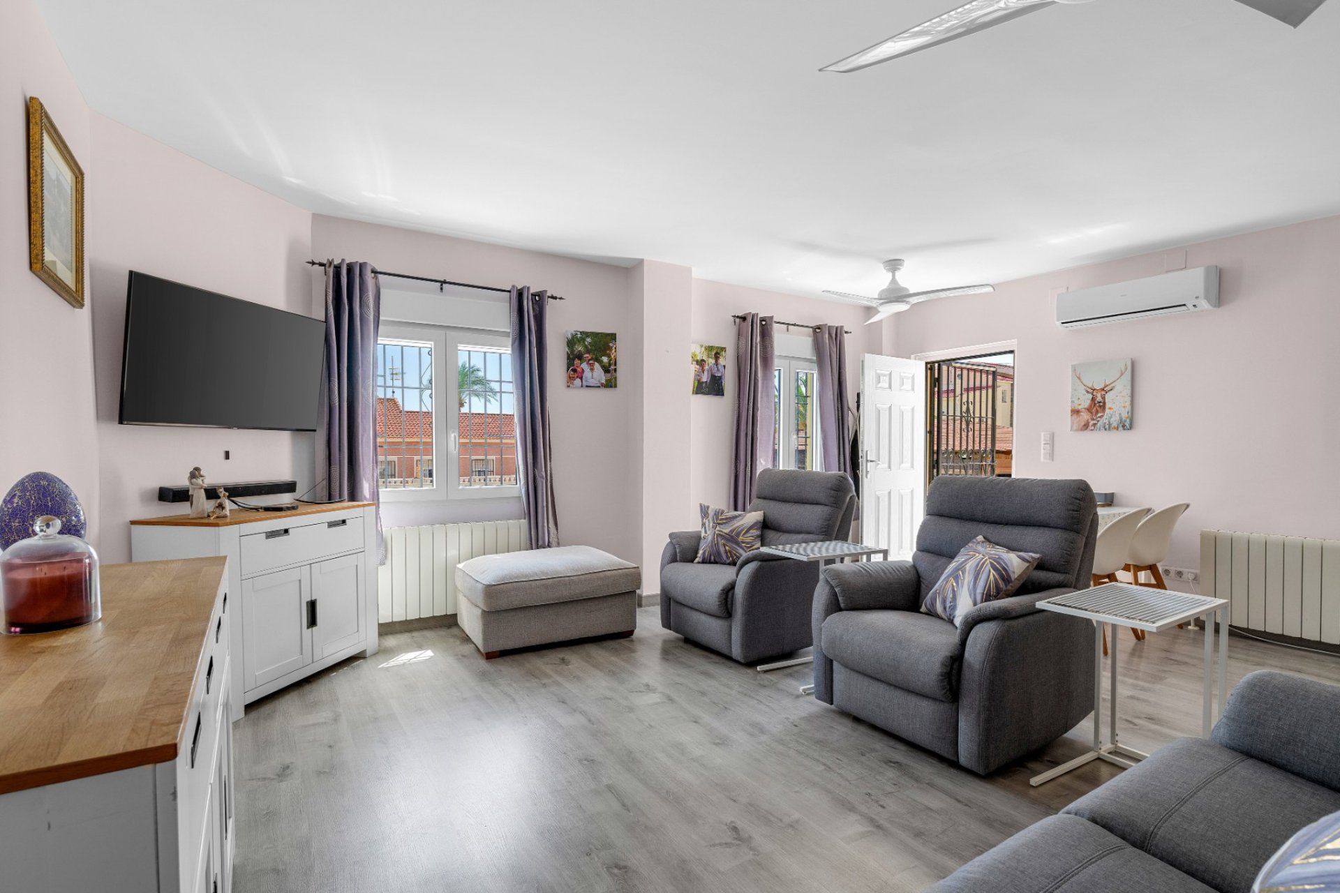 Resale - Villa -
Ciudad Quesada - Ciudad Quesada - Town