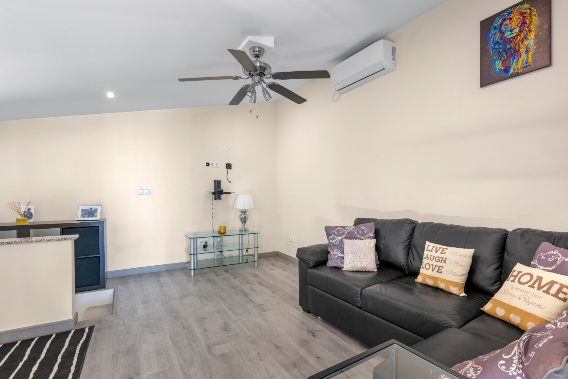 Resale - Villa -
Ciudad Quesada - Ciudad Quesada - Town