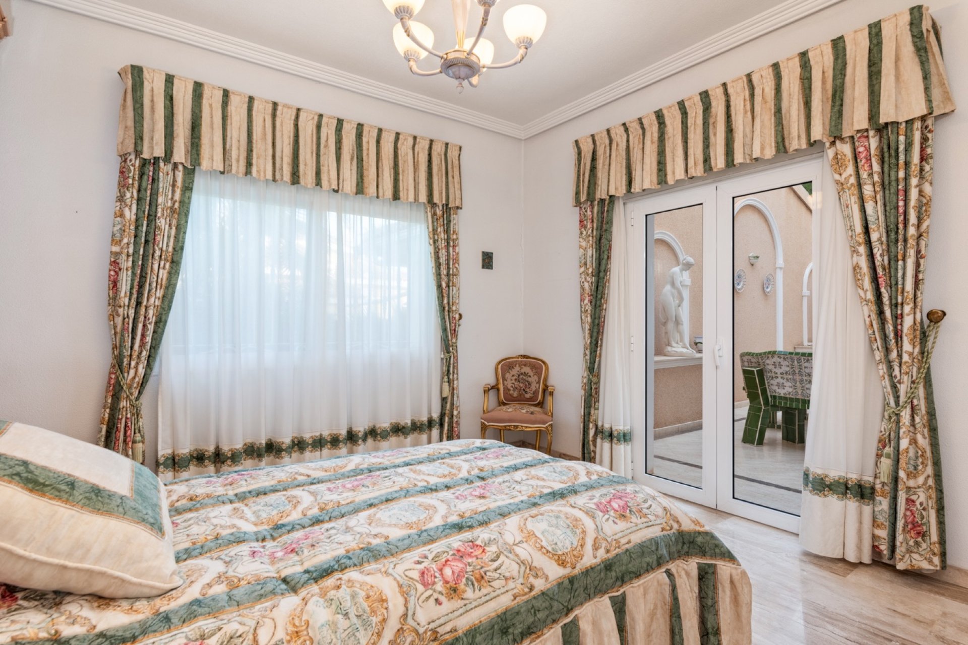 Resale - Villa -
Ciudad Quesada - Doña Pepa