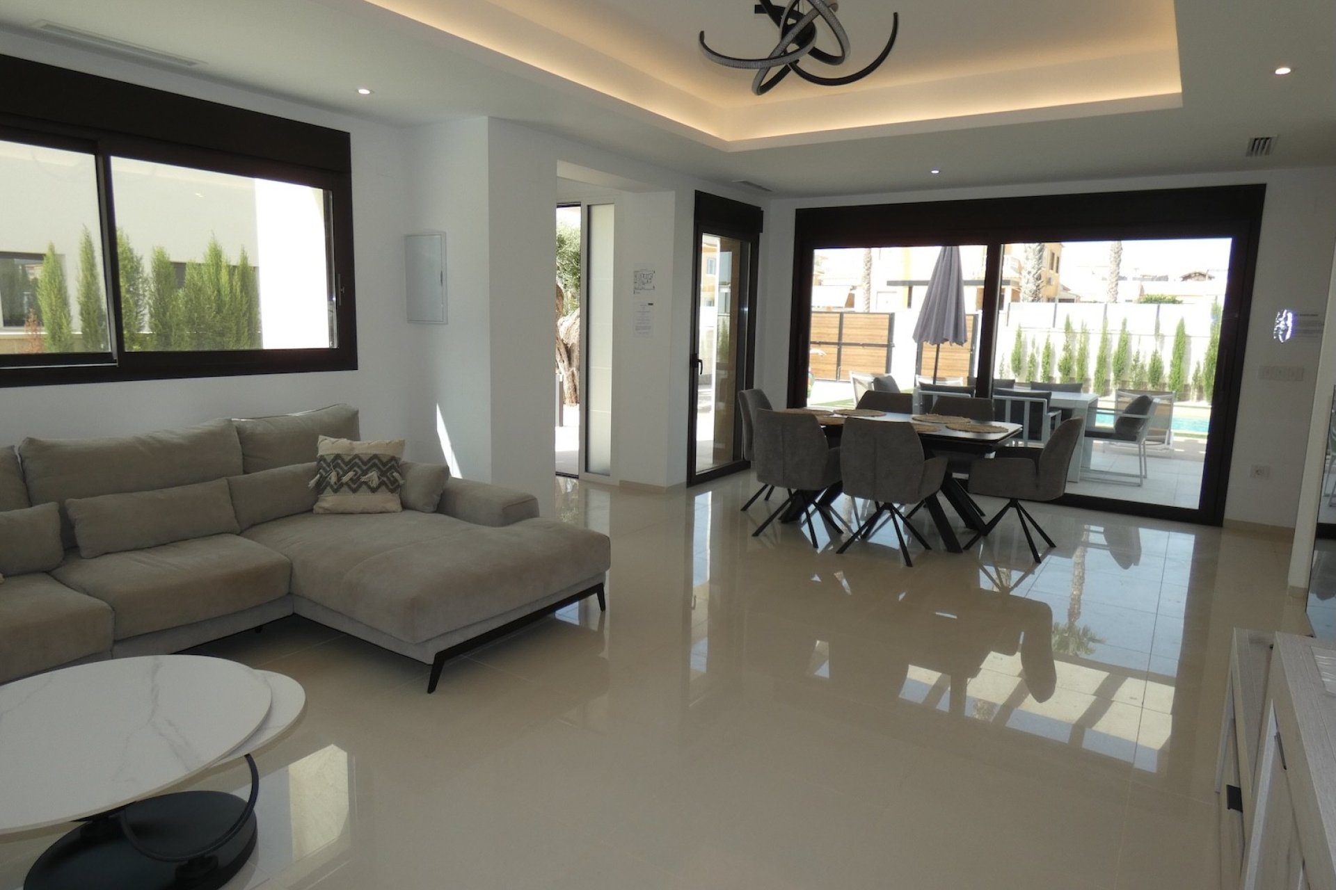 Resale - Villa -
Ciudad Quesada - Doña Pepa