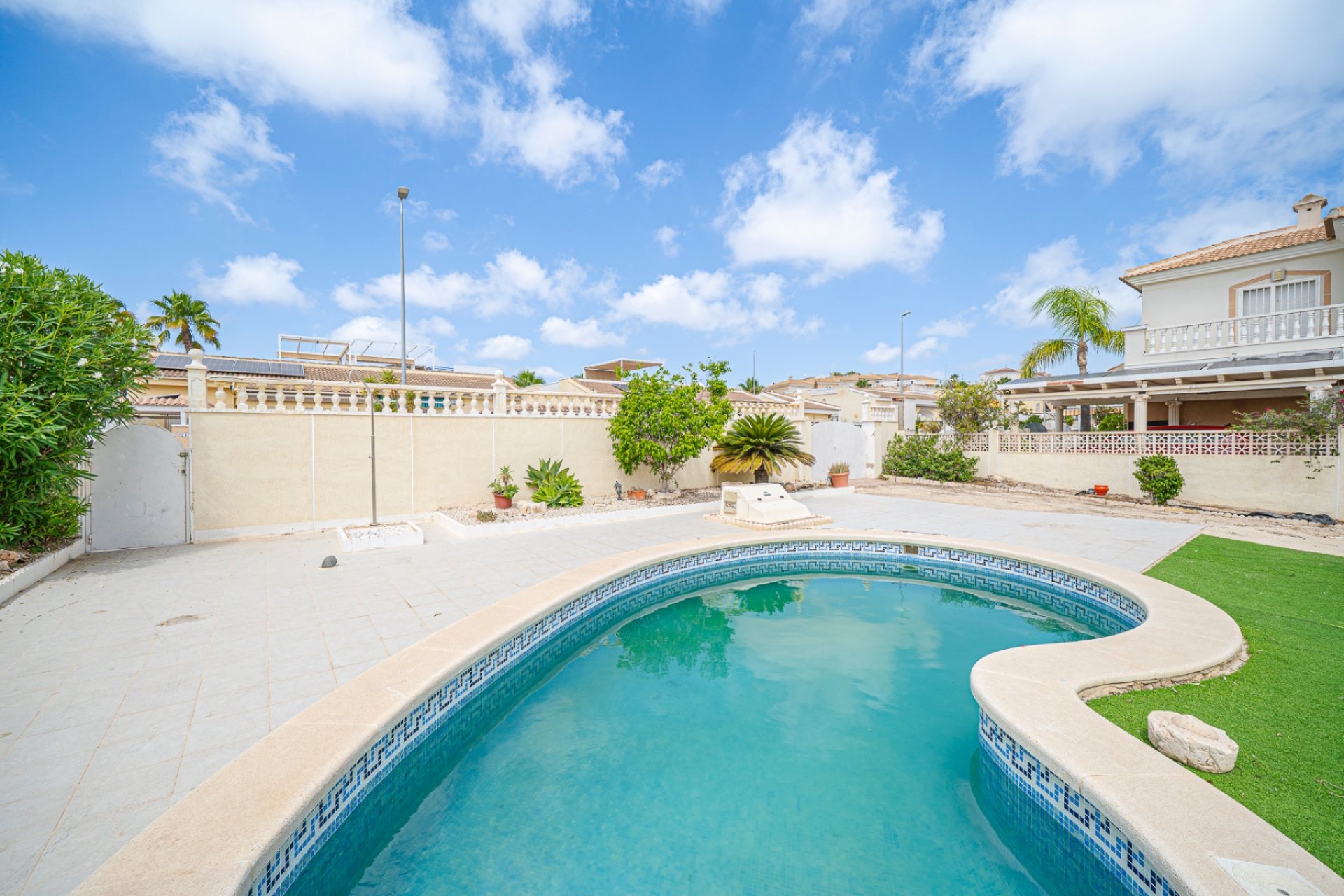 Resale - Villa -
Ciudad Quesada - La Fiesta