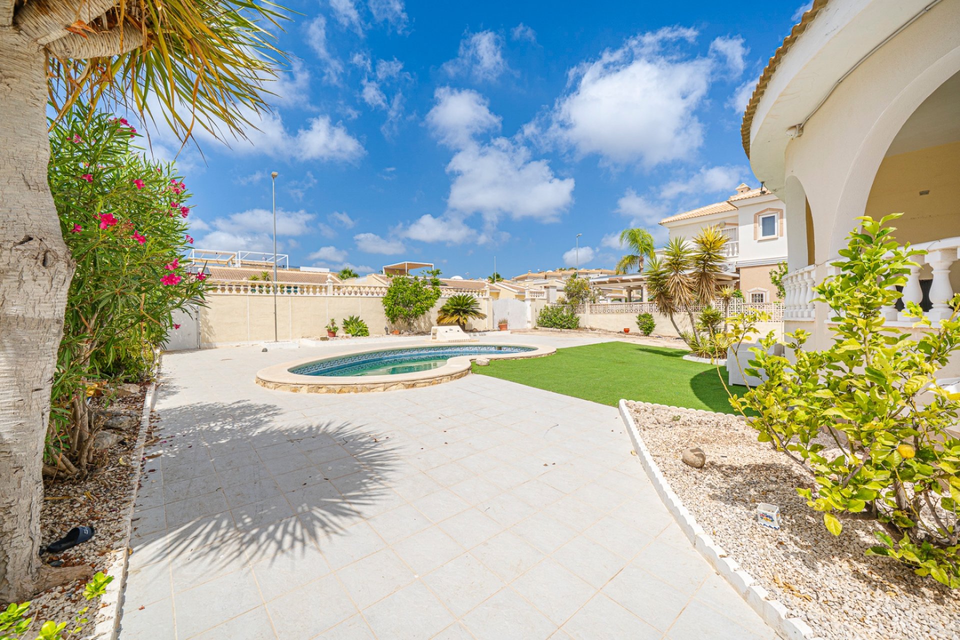 Resale - Villa -
Ciudad Quesada - La Fiesta