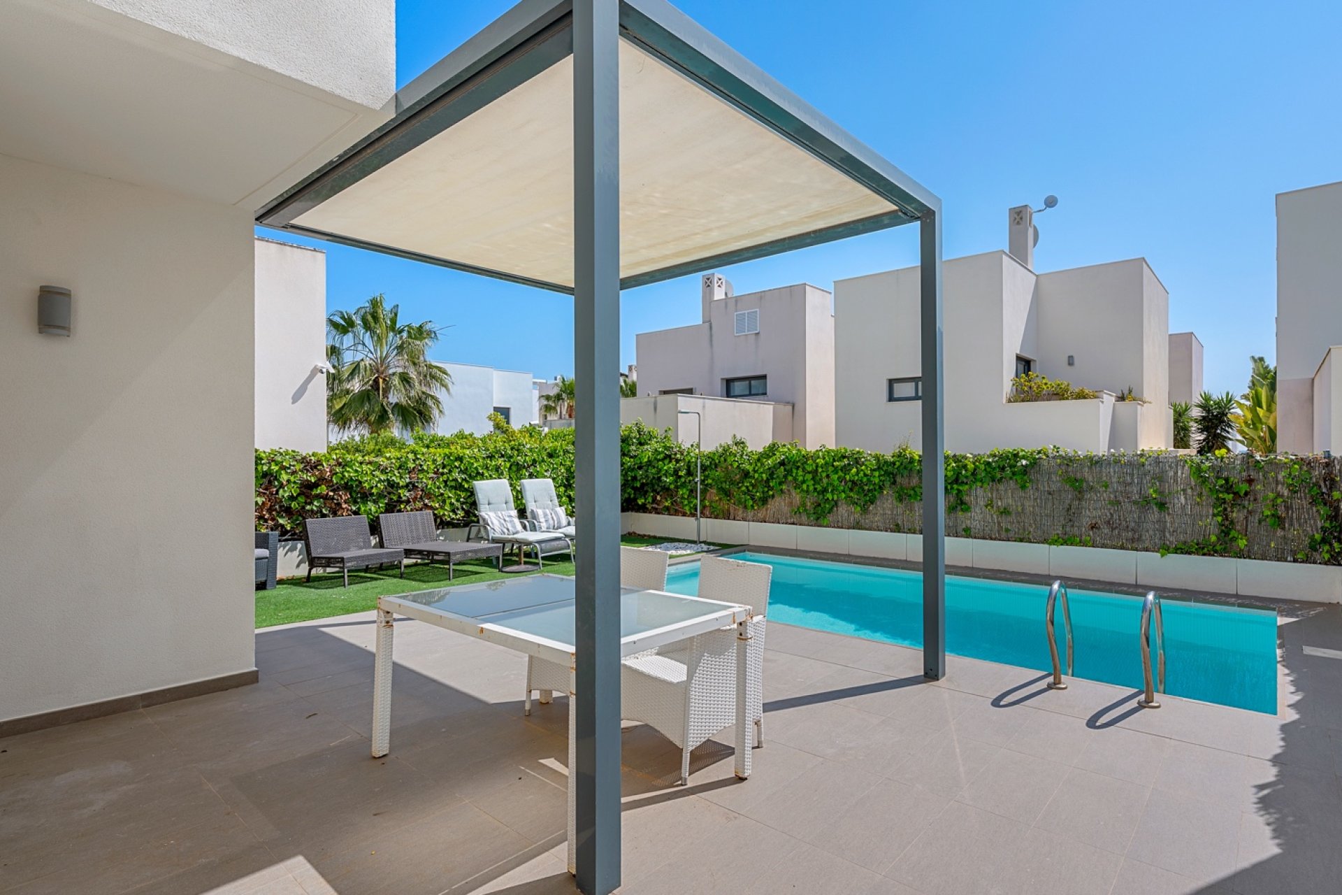 Resale - Villa -
Ciudad Quesada - La Laguna