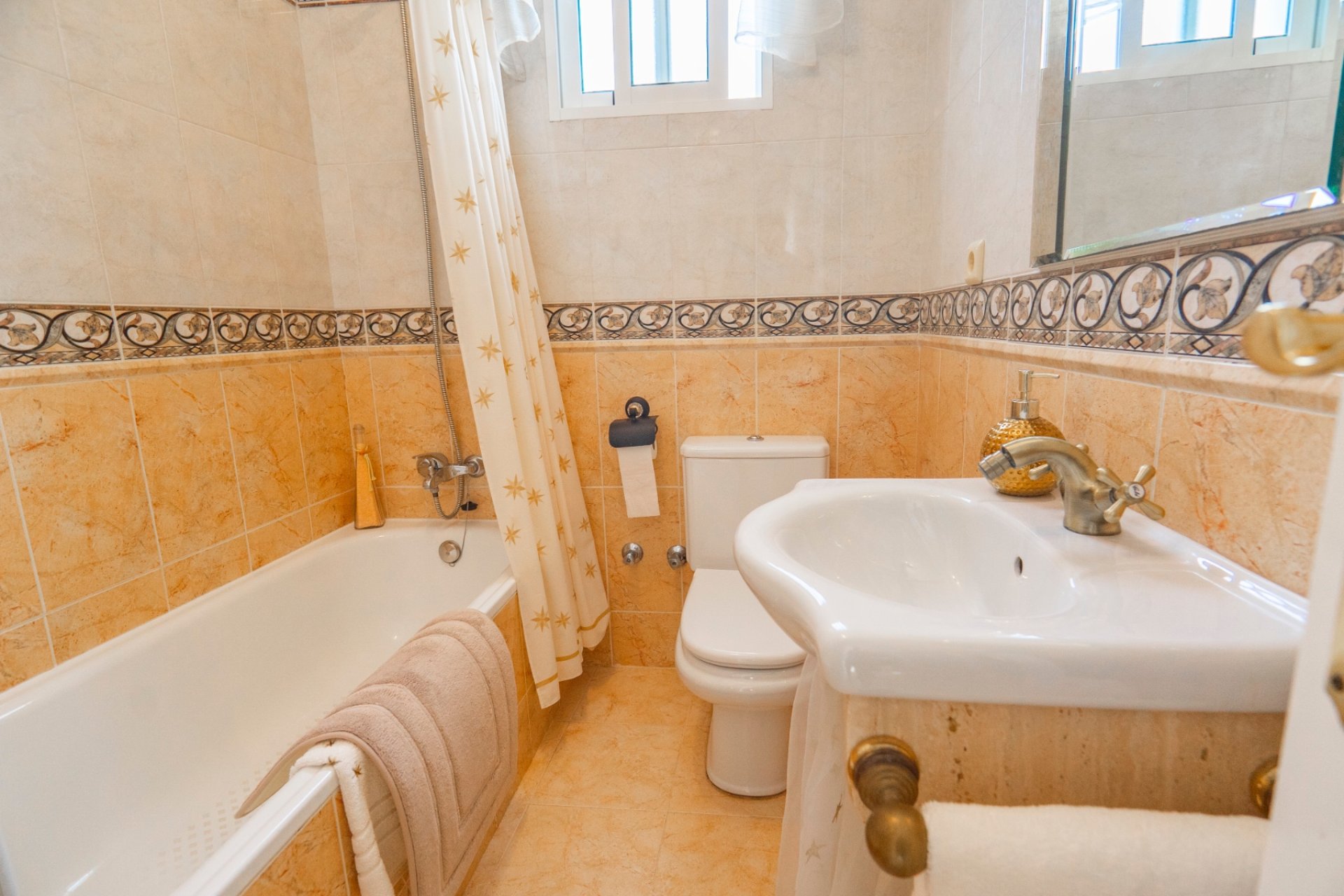 Resale - Villa -
Ciudad Quesada - La Marquesa