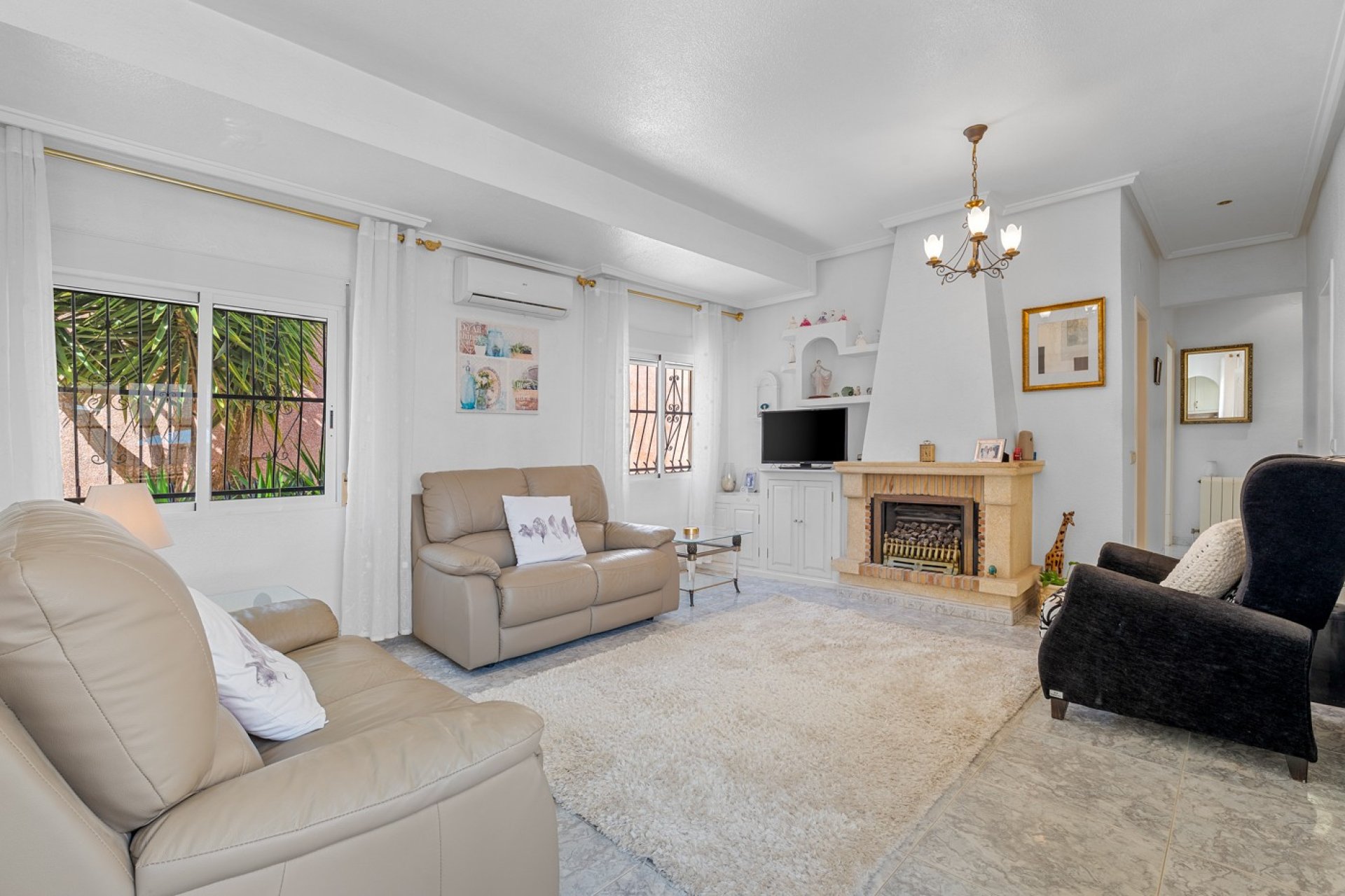 Resale - Villa -
Ciudad Quesada - La Marquesa