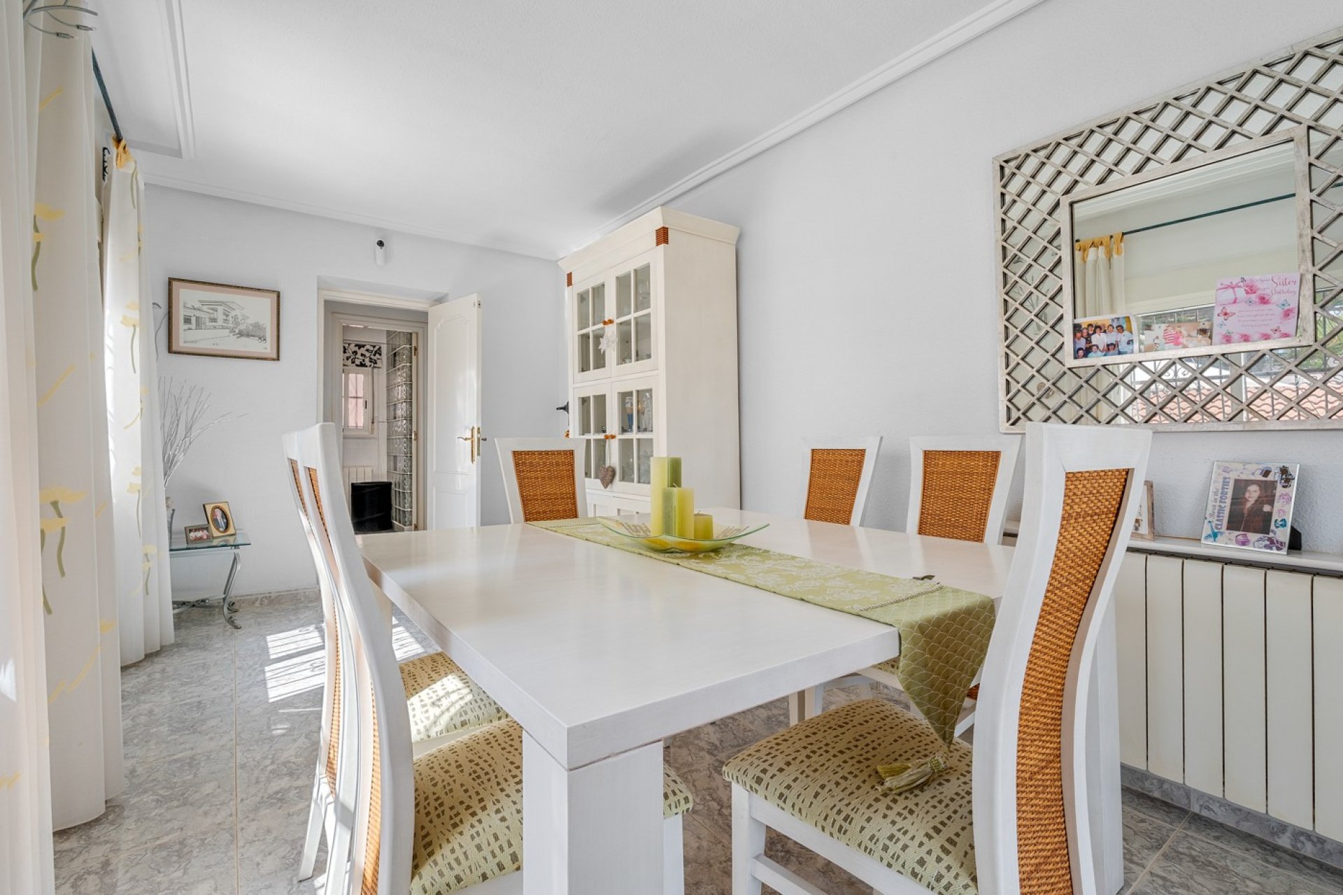 Resale - Villa -
Ciudad Quesada - La Marquesa