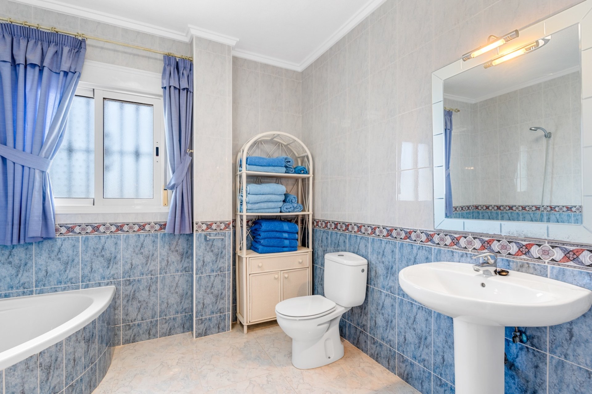 Resale - Villa -
Ciudad Quesada - La Marquesa