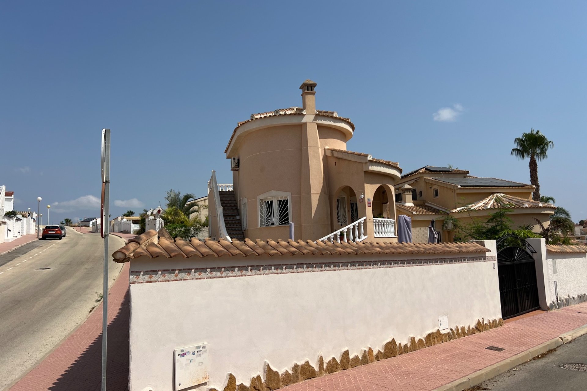 Resale - Villa -
Ciudad Quesada - La Marquesa