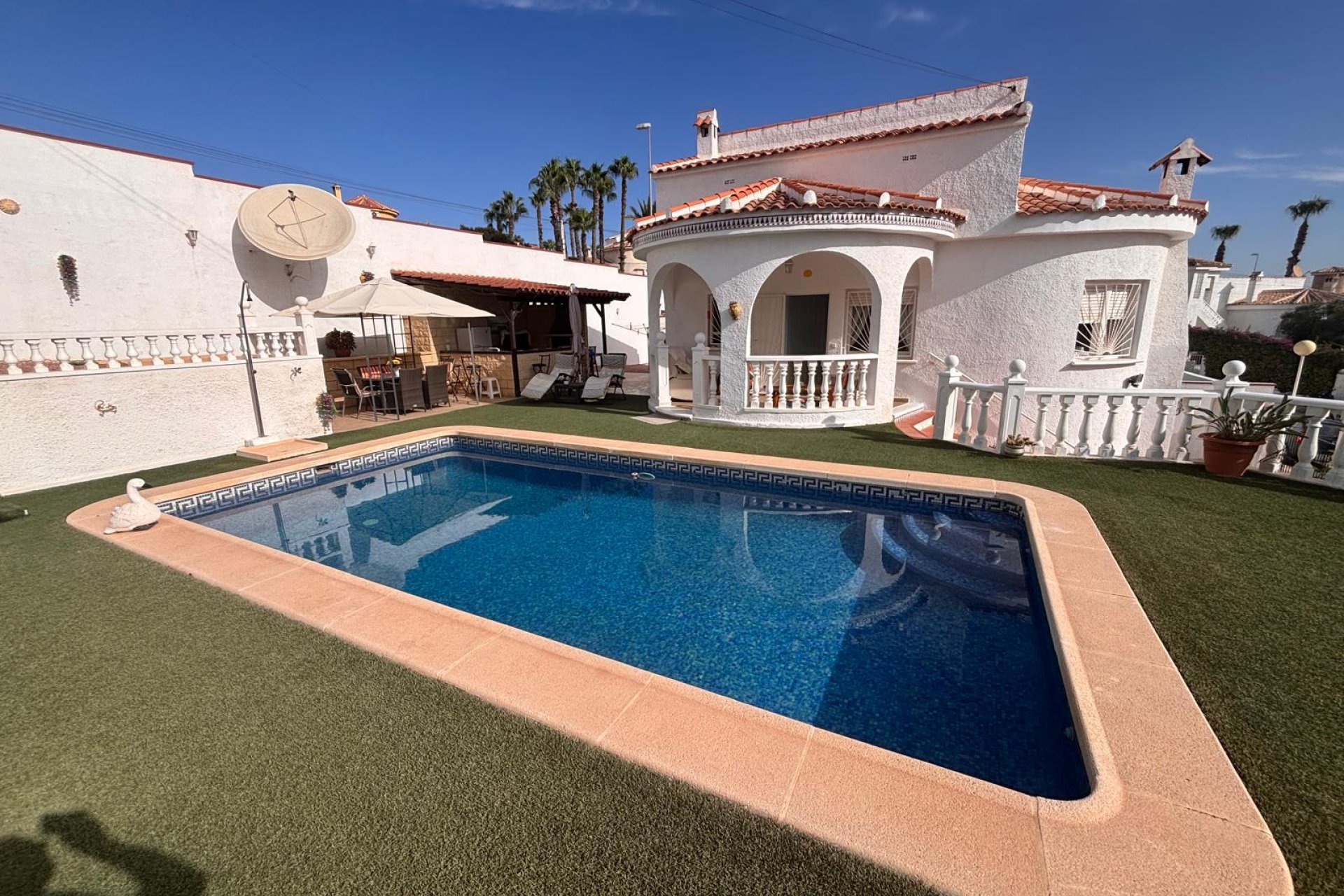 Resale - Villa -
Ciudad Quesada - La Marquesa
