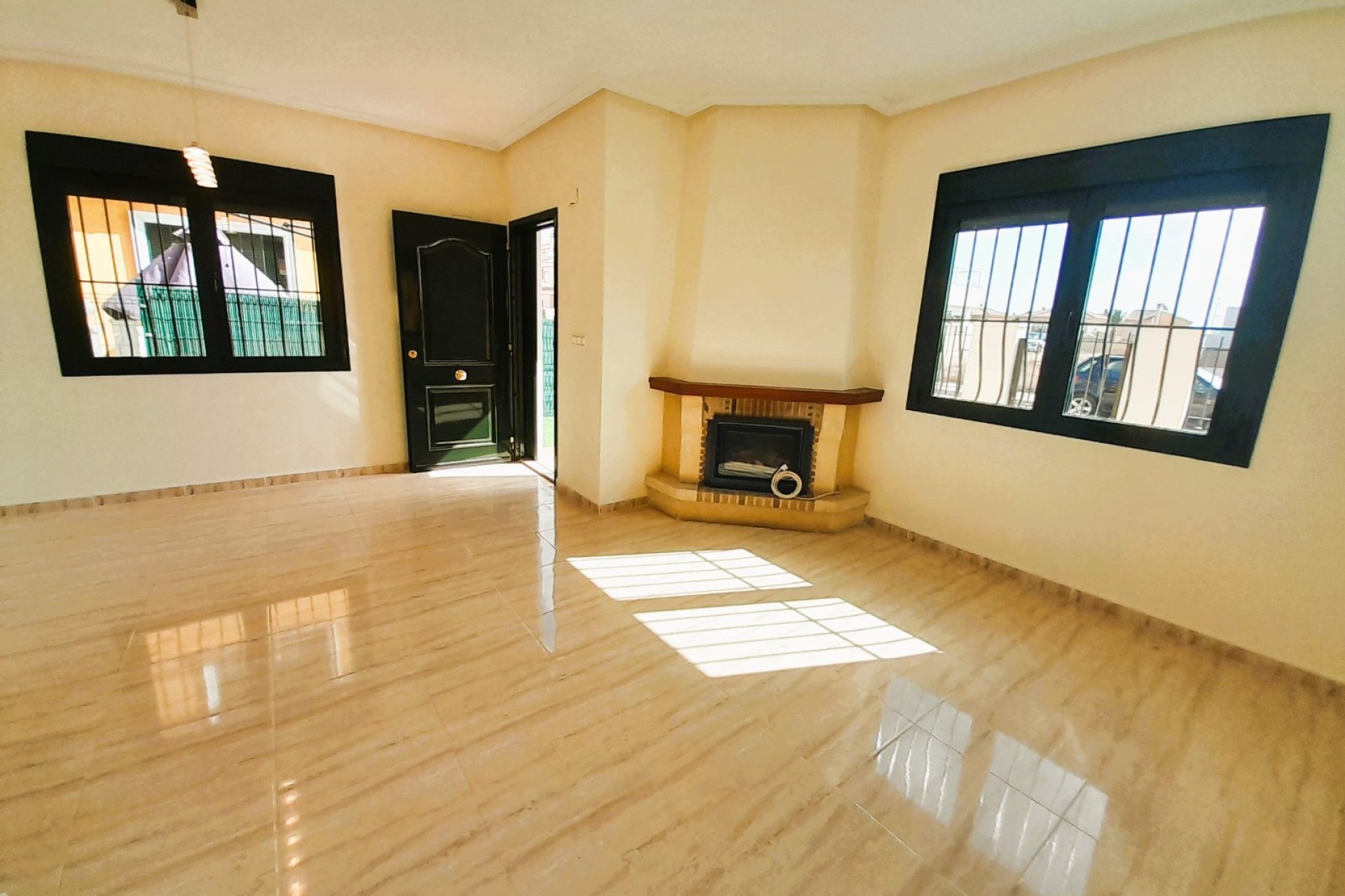 Resale - Villa -
Ciudad Quesada - Lo Marabu