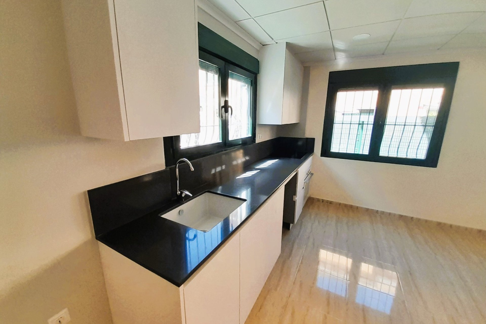 Resale - Villa -
Ciudad Quesada - Lo Marabu