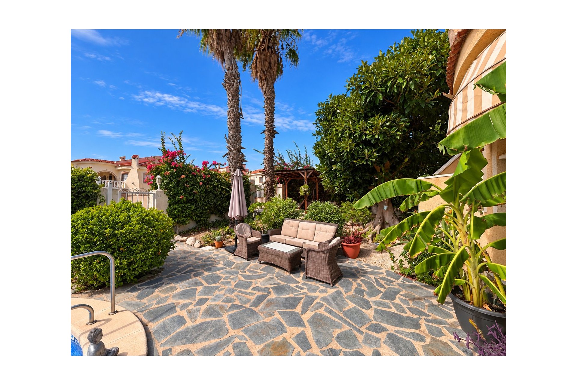 Resale - Villa -
Ciudad Quesada - Lo Pepin