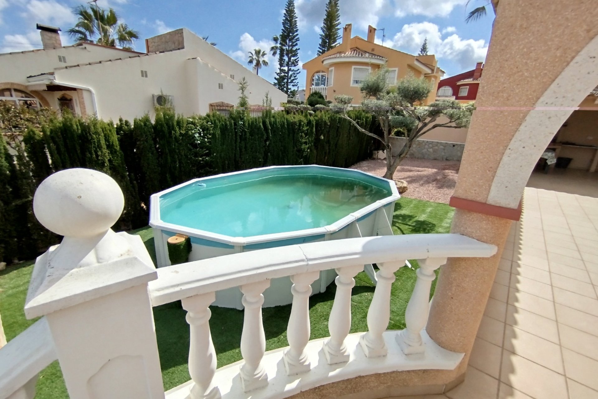 Resale - Villa -
Ciudad Quesada - Pueblo Lucero