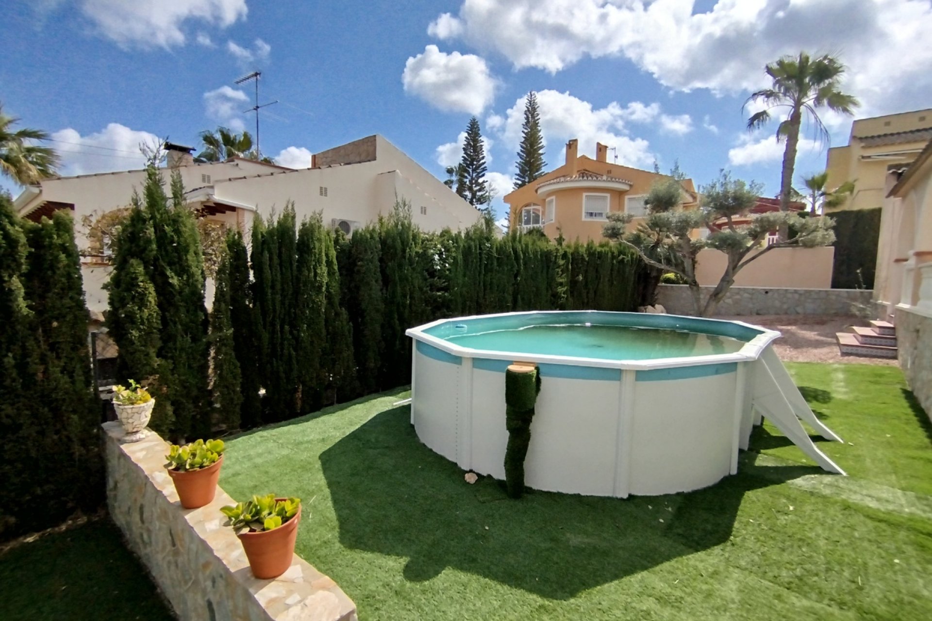 Resale - Villa -
Ciudad Quesada - Pueblo Lucero