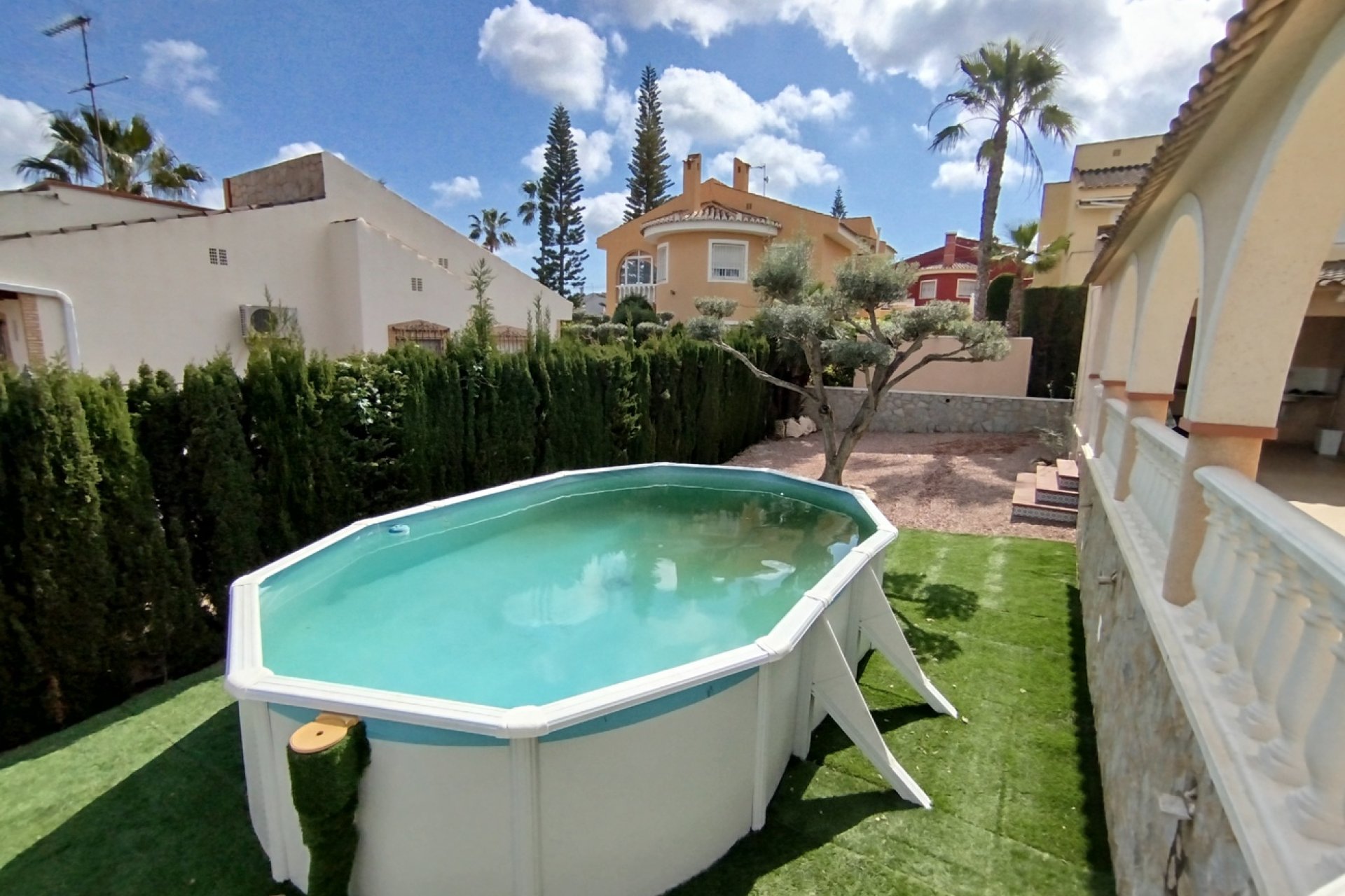 Resale - Villa -
Ciudad Quesada - Pueblo Lucero