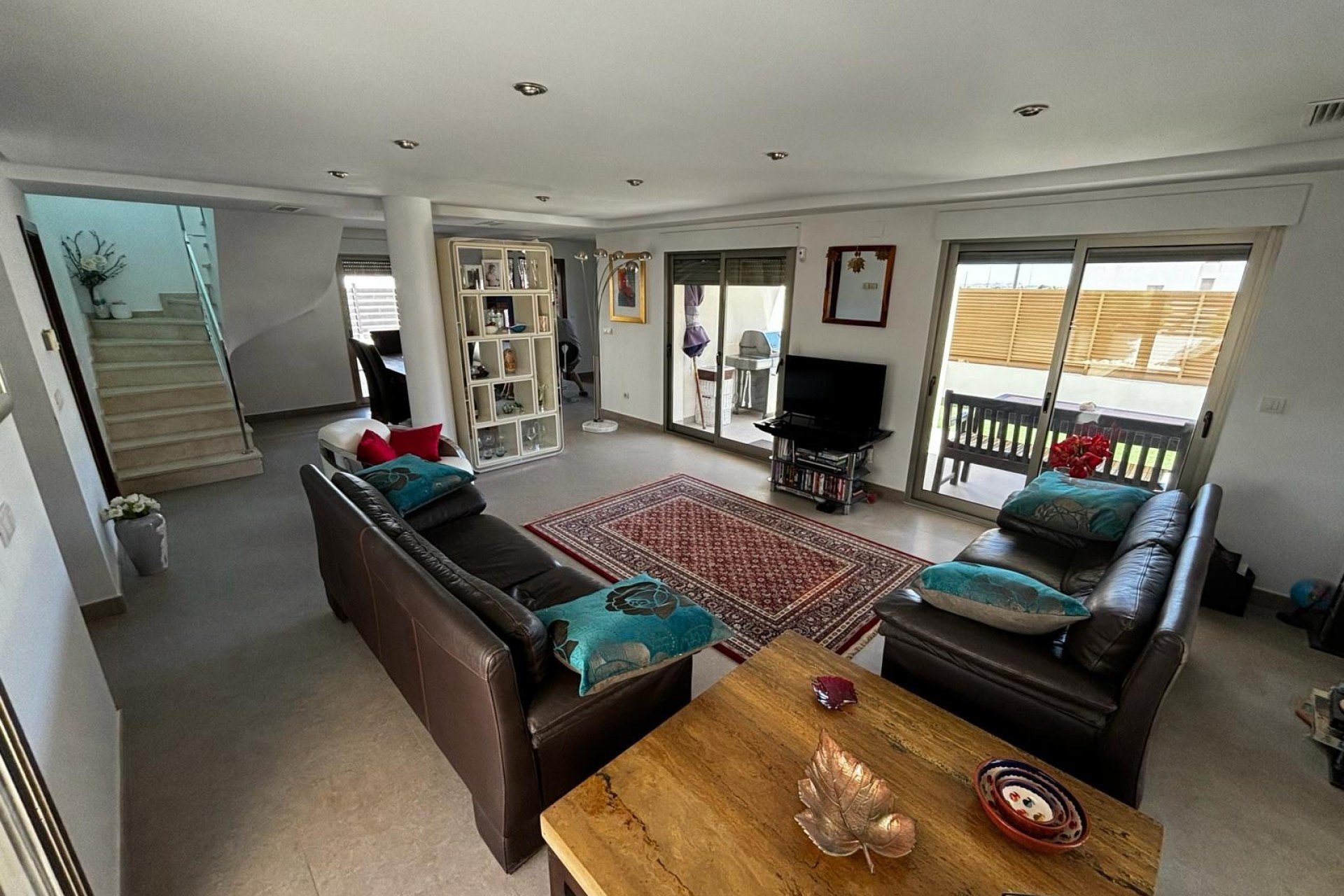 Resale - Villa -
Cox - Cox - Country
