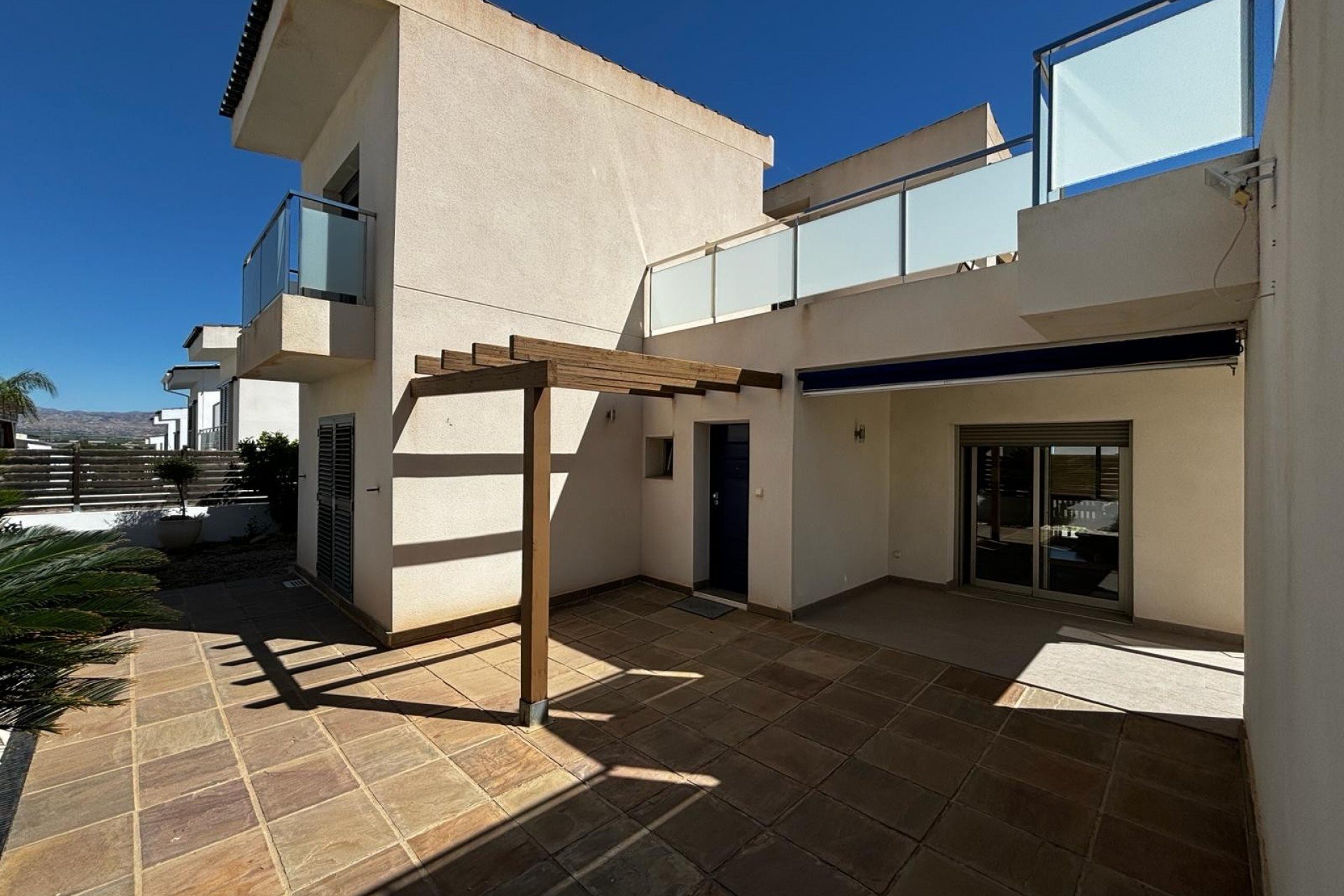 Resale - Villa -
Cox - Cox - Country