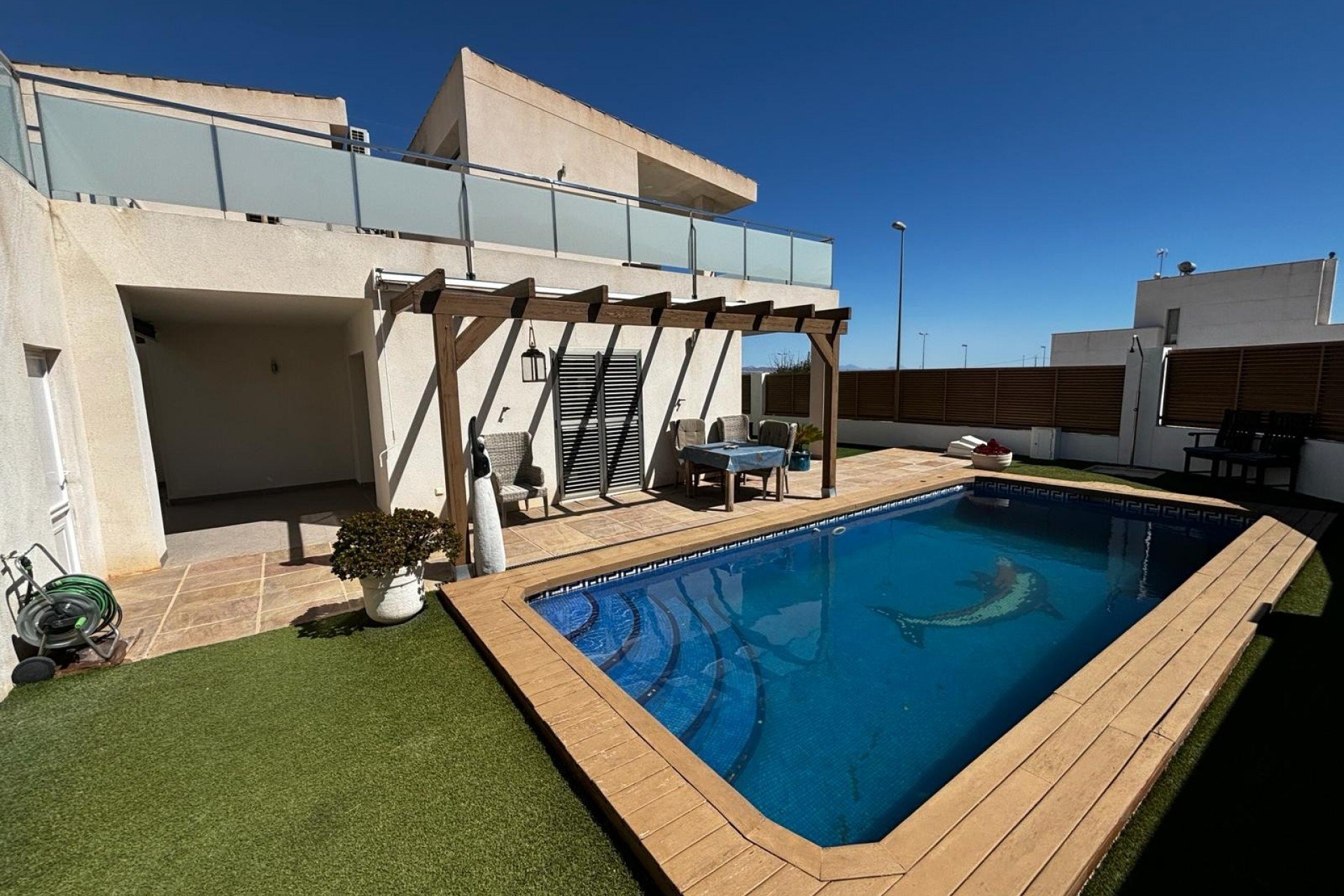 Resale - Villa -
Cox - Cox - Country