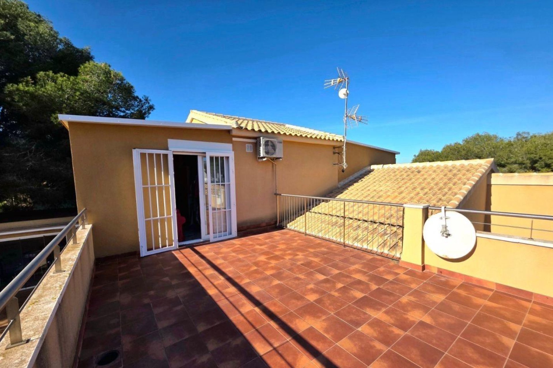 Resale - Villa -
Dehesa de campoamor - Campoamor