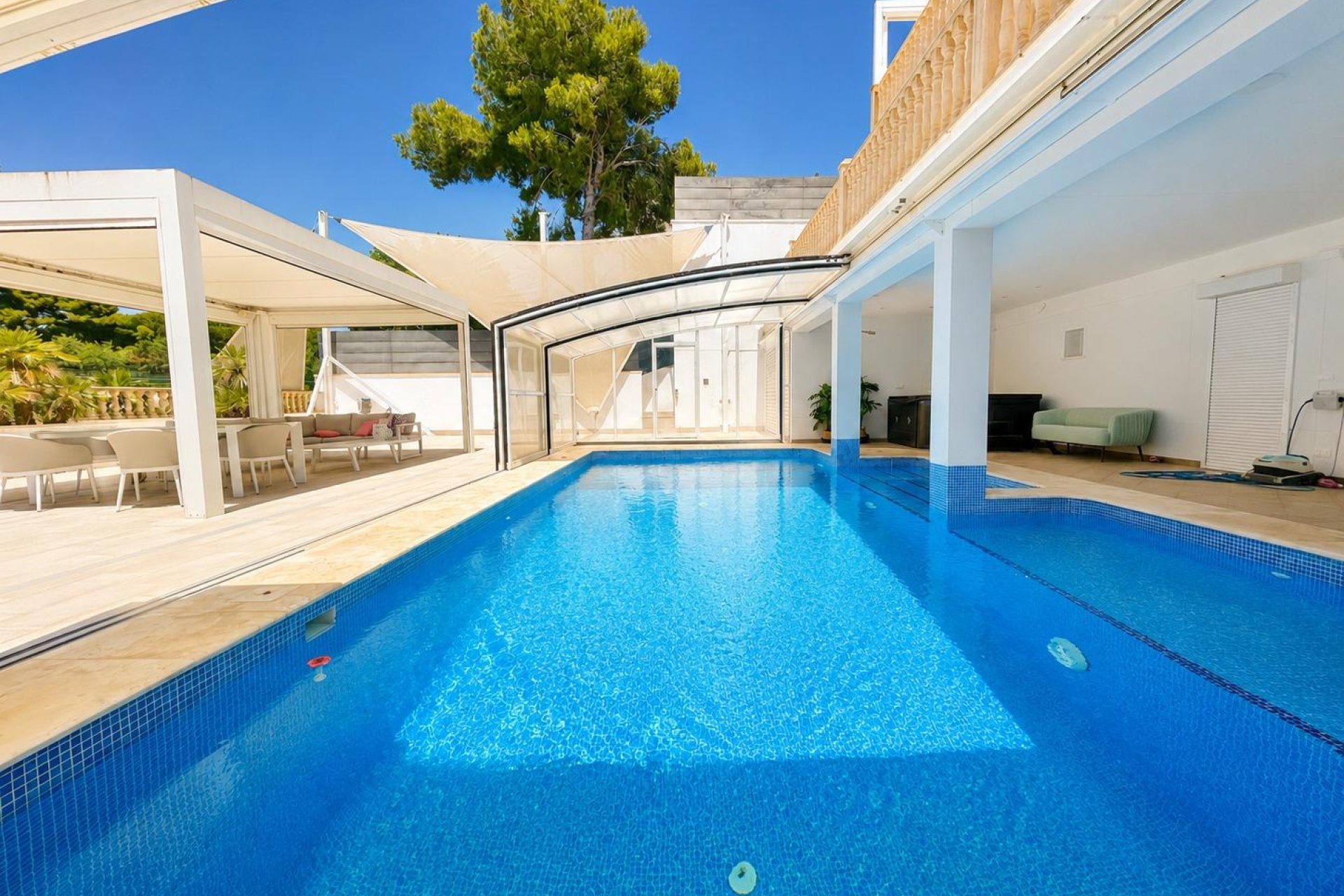 Resale - Villa -
Dehesa de campoamor - Campoamor