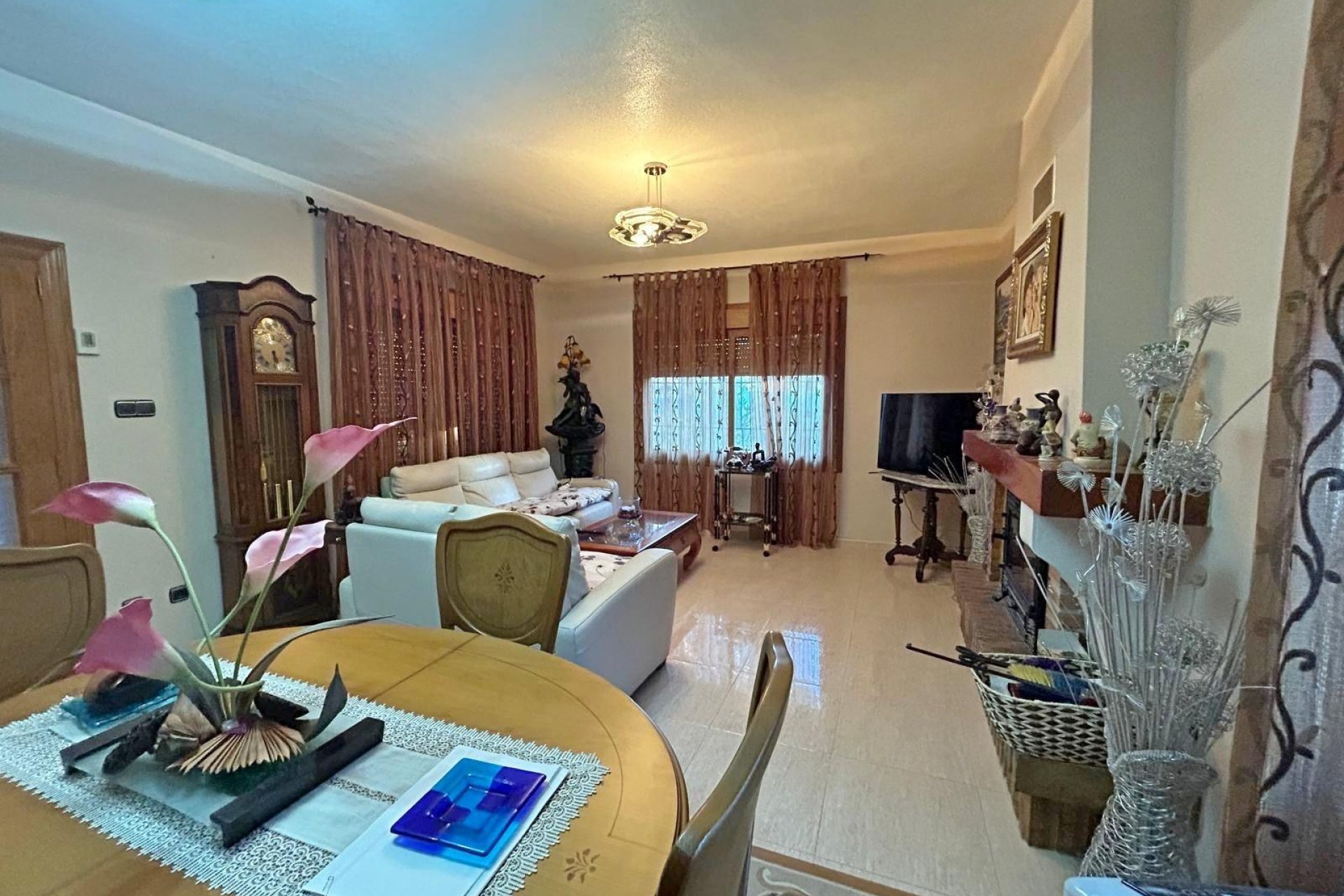 Resale - Villa -
Dehesa de campoamor - Campoamor
