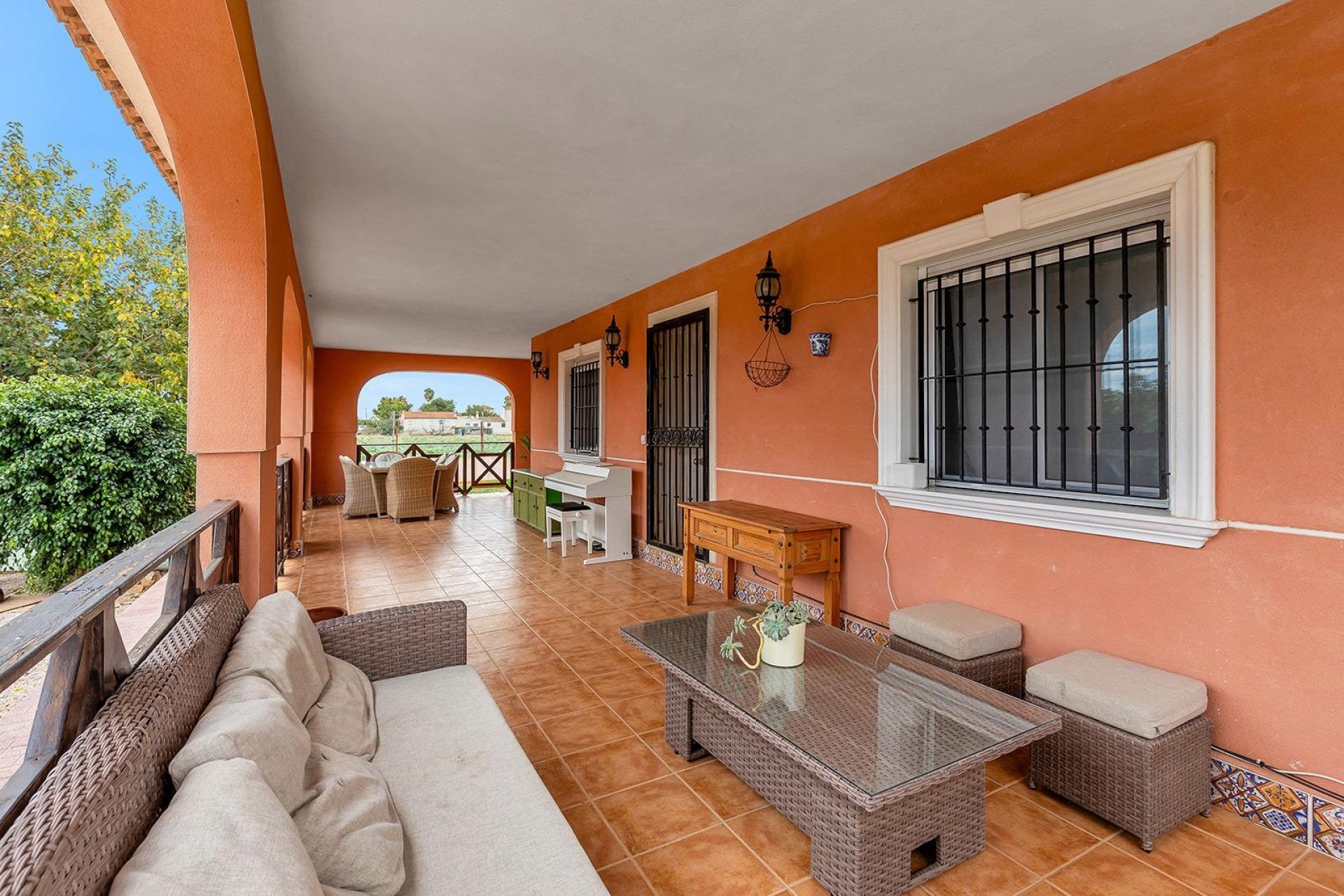 Resale - Villa -
Dolores - Vereda del pozo