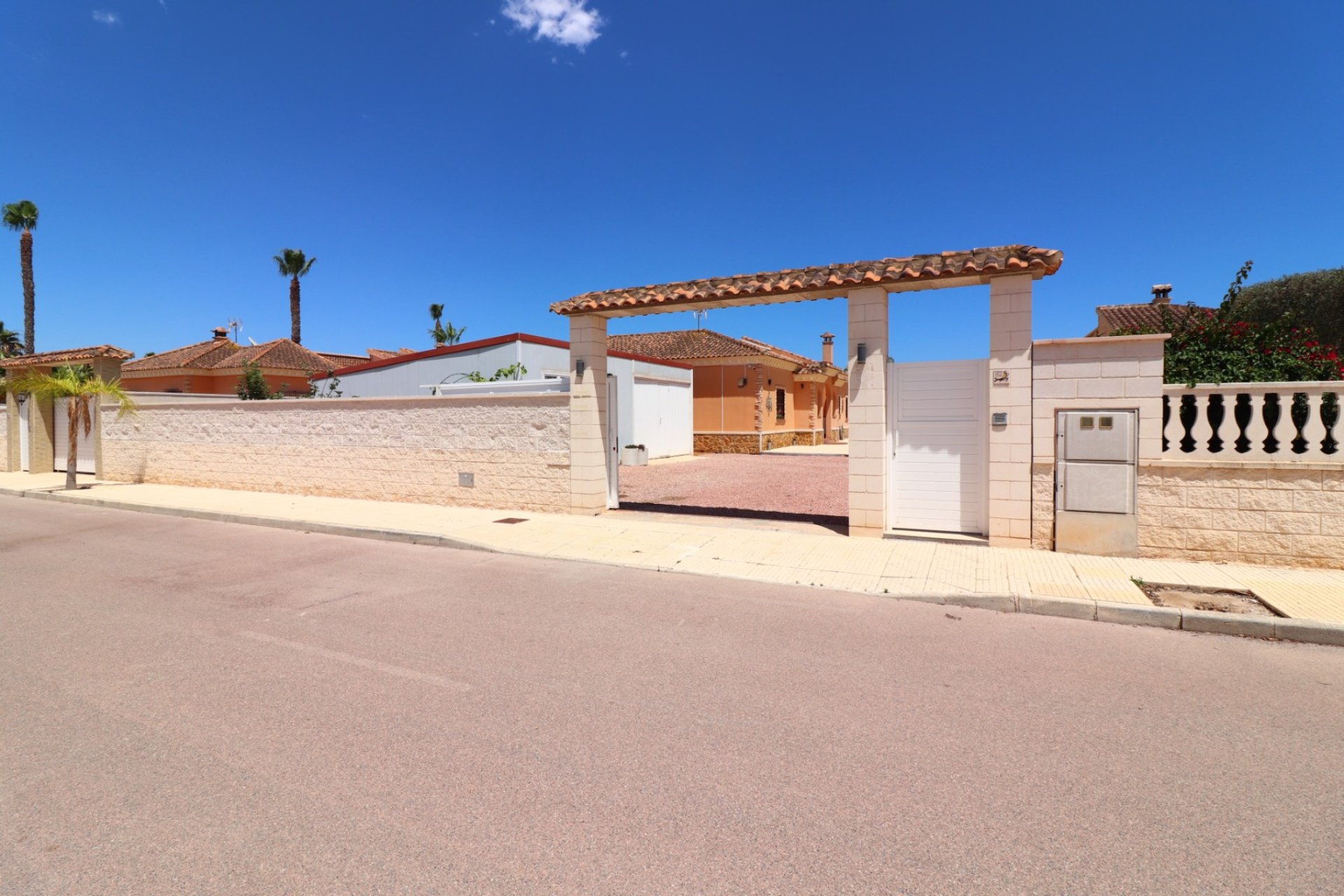 Resale - Villa -
Formentera del Segura - Fincas de La Vega