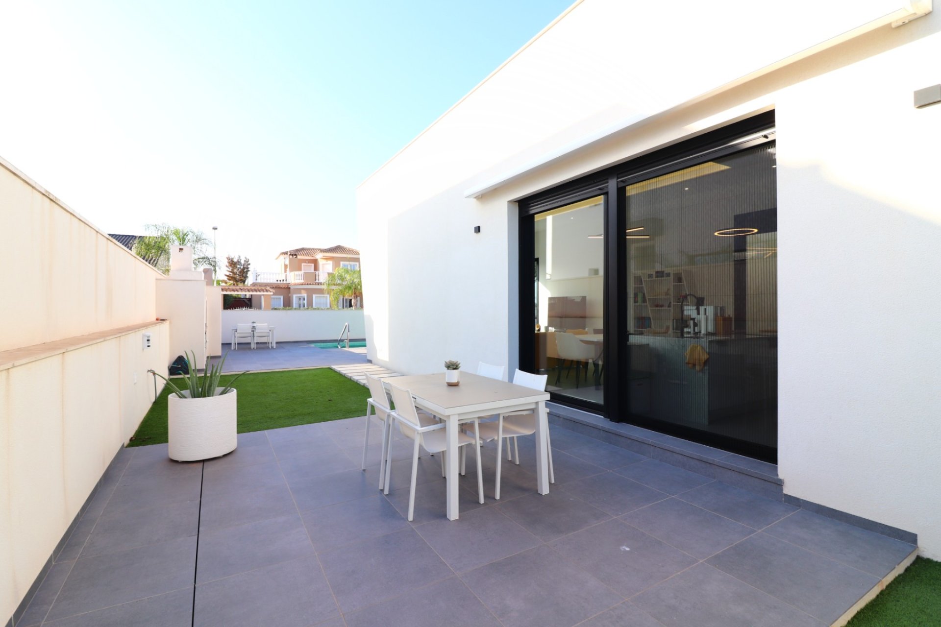 Resale - Villa -
Formentera del Segura - Fincas de La Vega