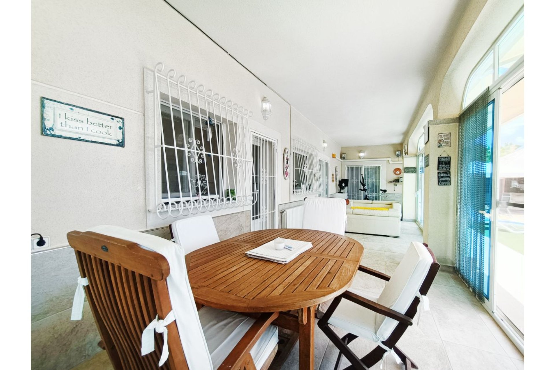 Resale - Villa -
Gea Y Truyols - Urb Lo Santiago