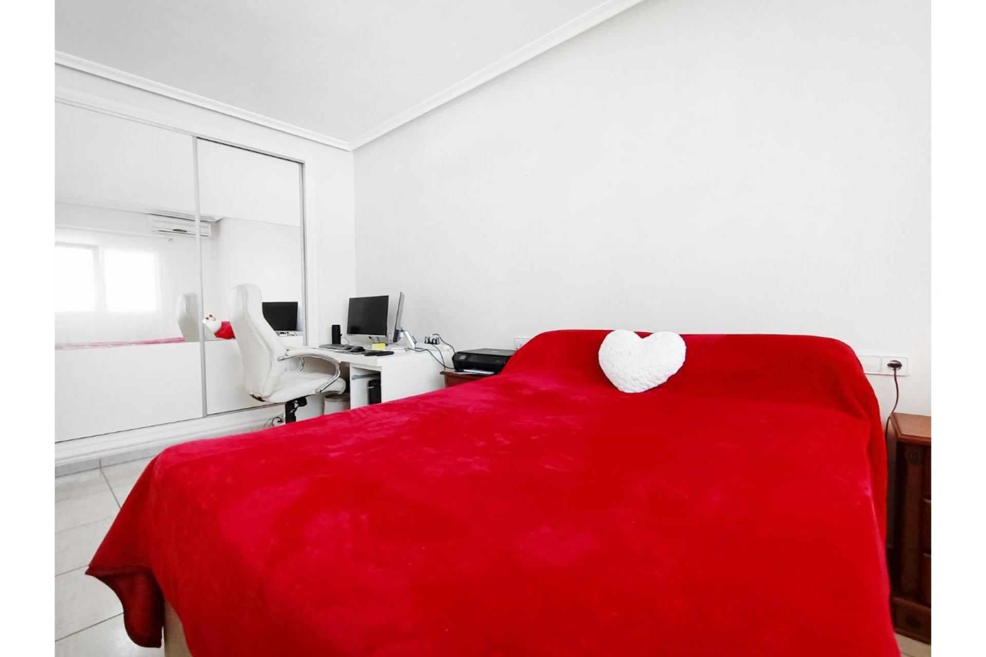 Resale - Villa -
Gea Y Truyols - Urb Lo Santiago