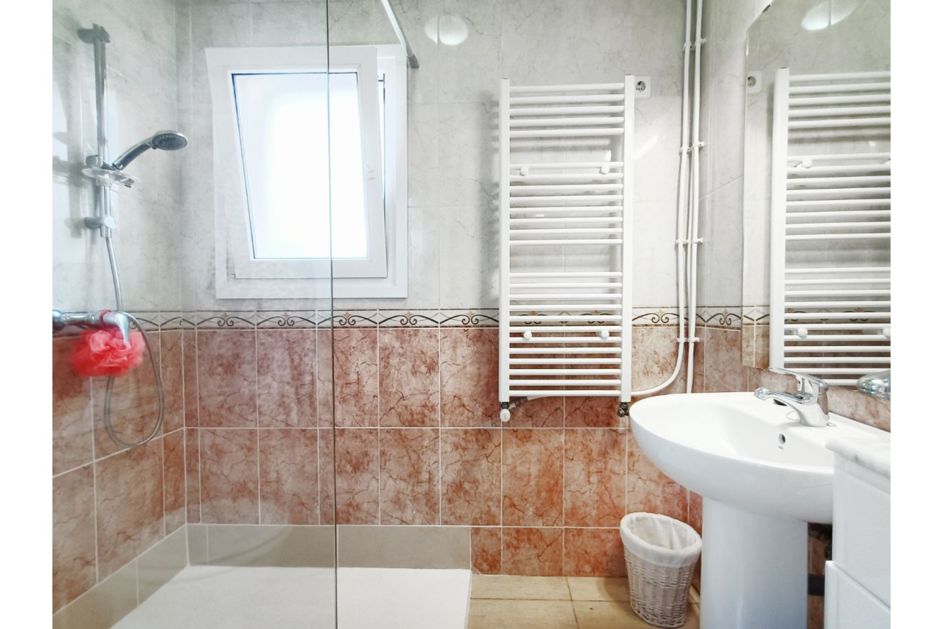 Resale - Villa -
Gea Y Truyols - Urb Lo Santiago