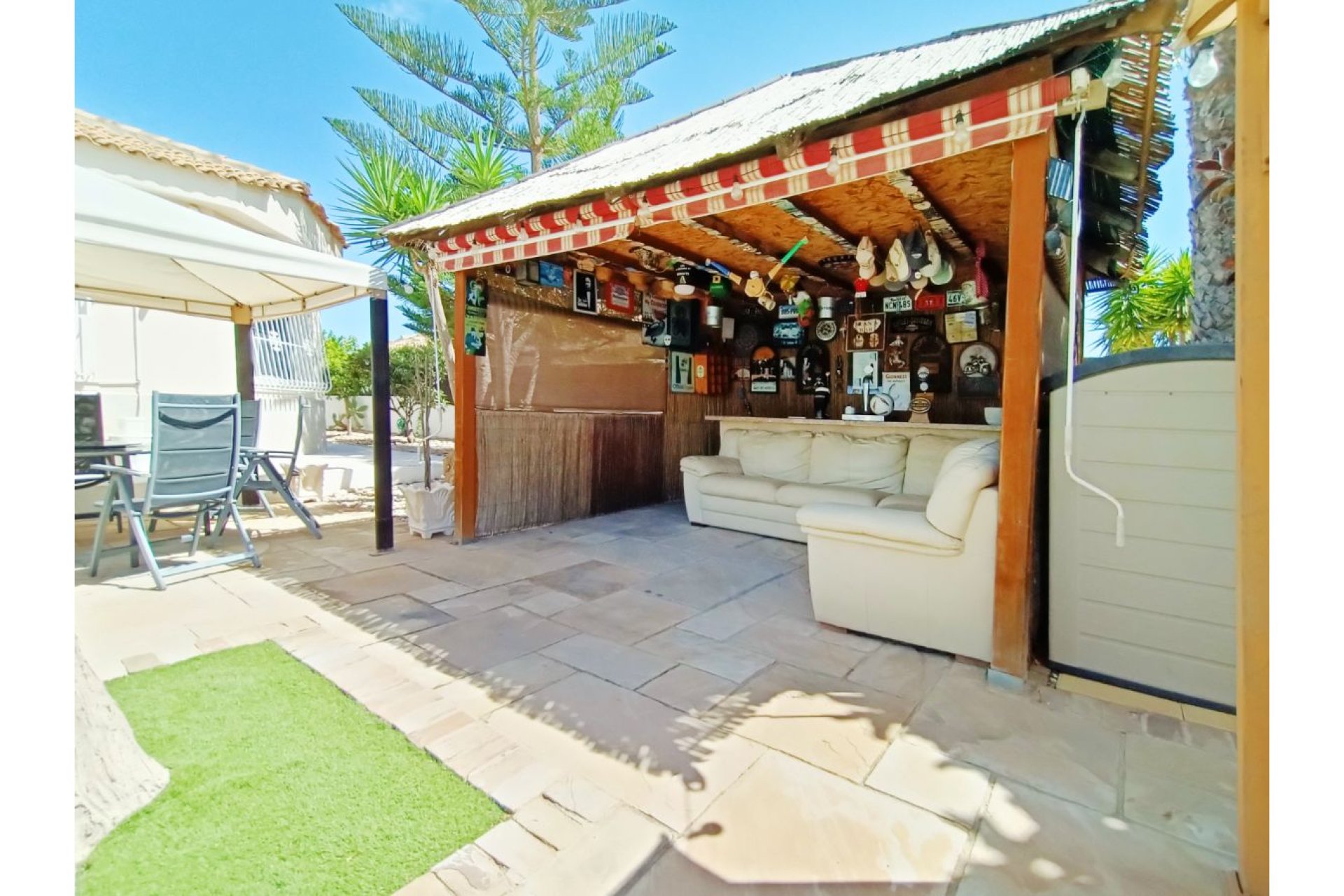 Resale - Villa -
Gea Y Truyols - Urb Lo Santiago