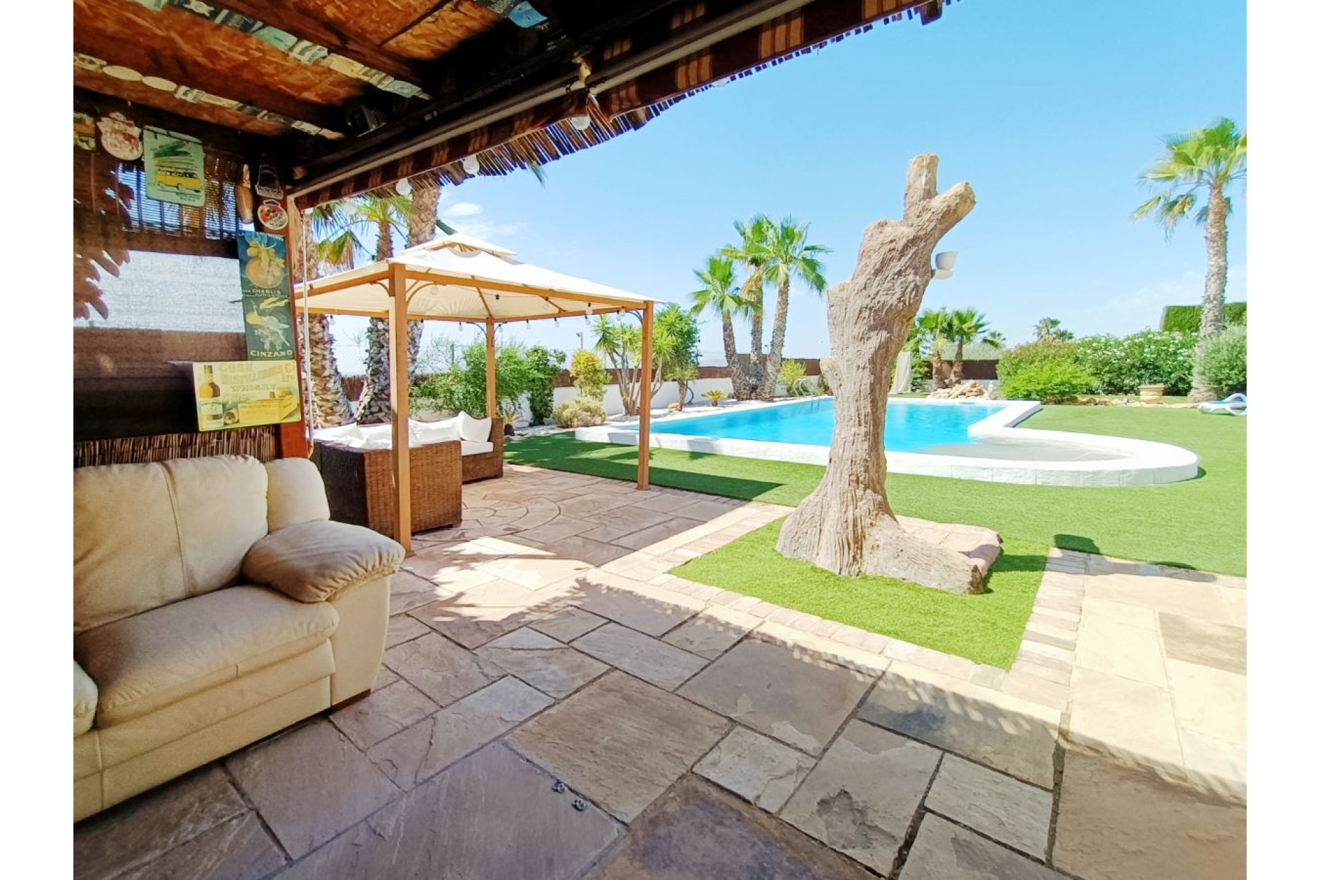 Resale - Villa -
Gea Y Truyols - Urb Lo Santiago