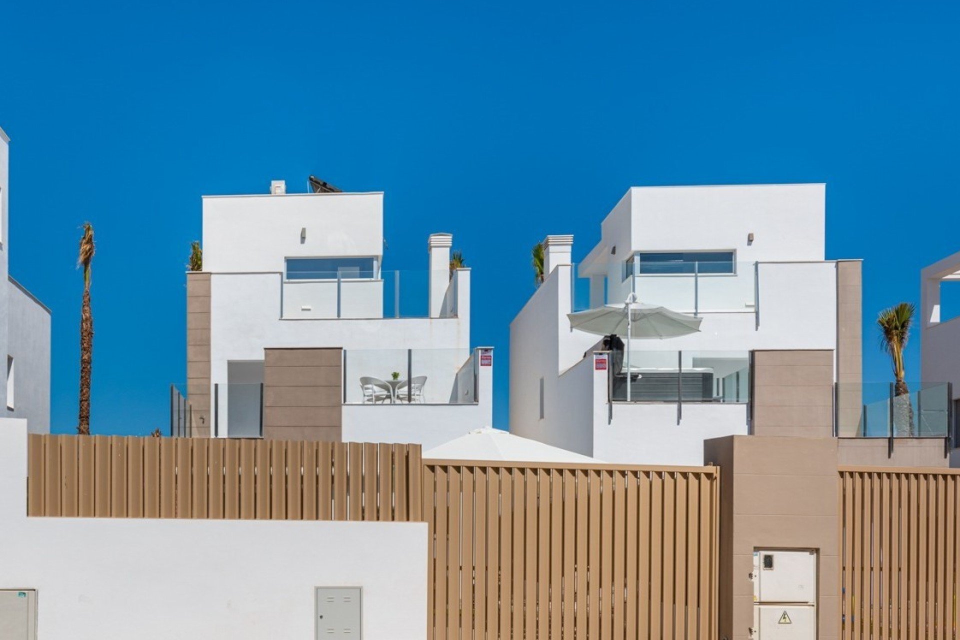 Resale - Villa -
Guardamar del Segura - El Raso