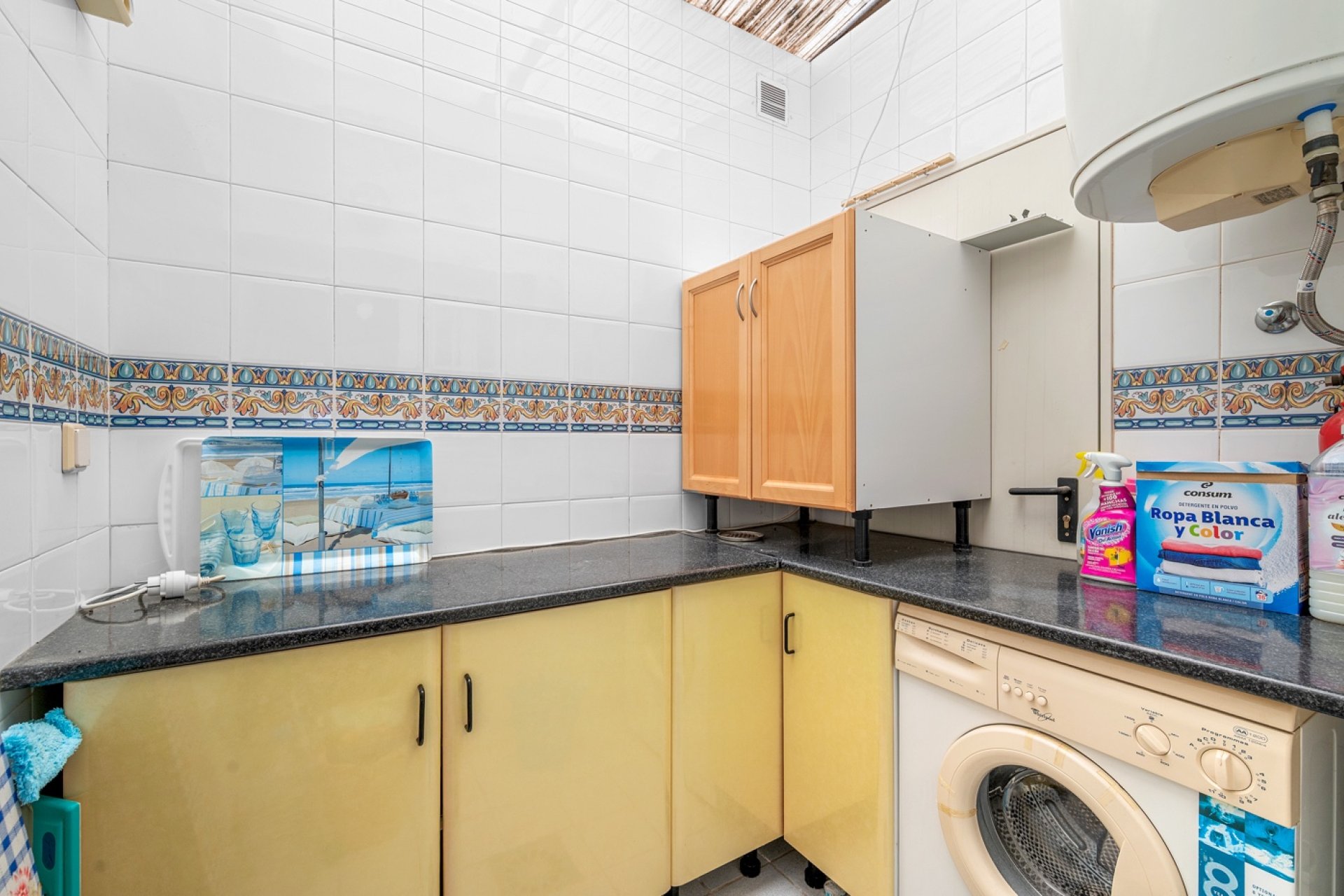 Resale - Villa -
Guardamar del Segura - El Raso