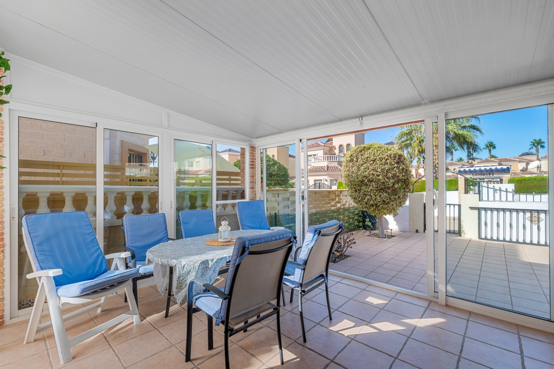 Resale - Villa -
Guardamar del Segura - El Raso