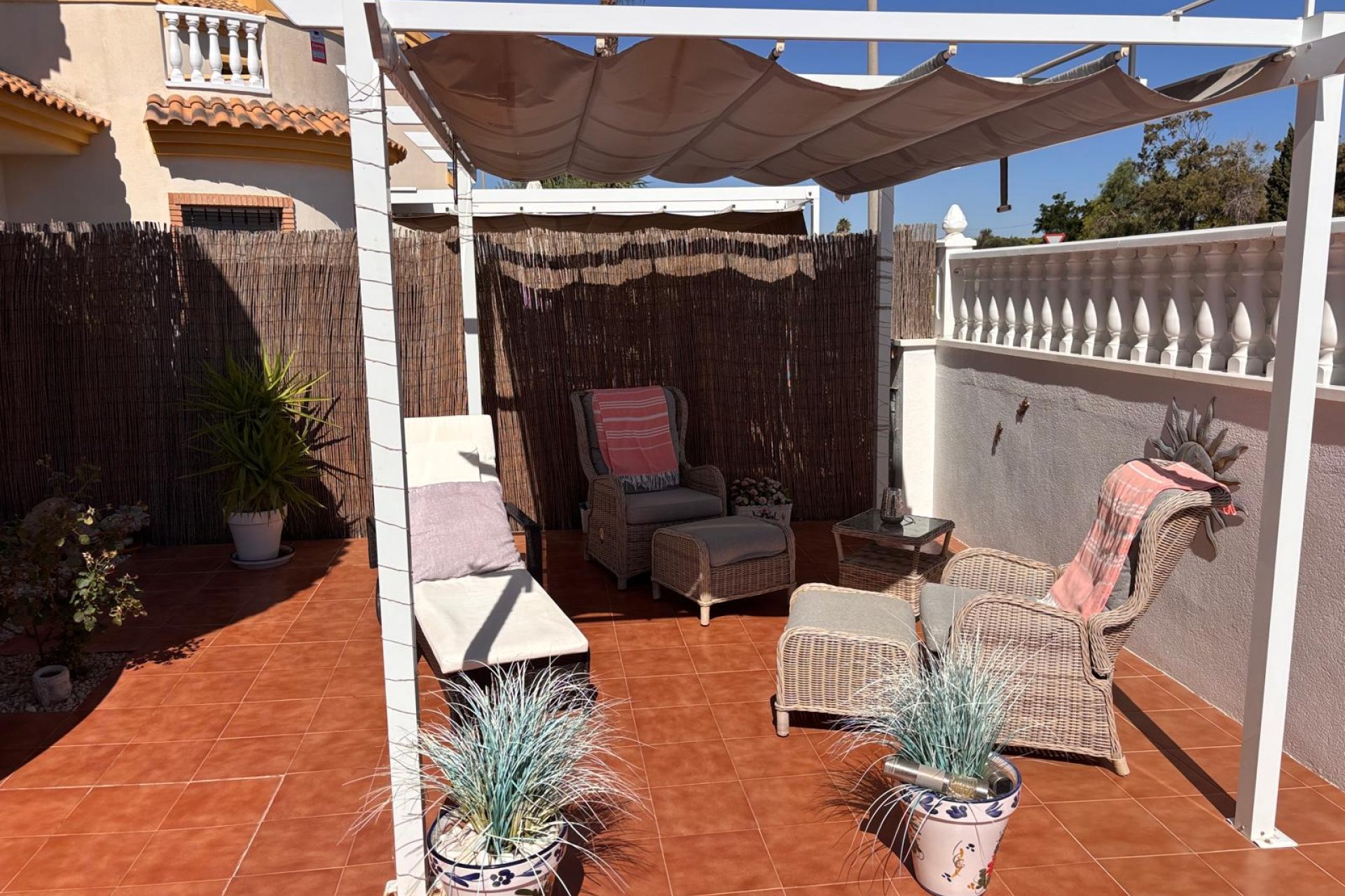 Resale - Villa -
Guardamar del Segura - El Raso