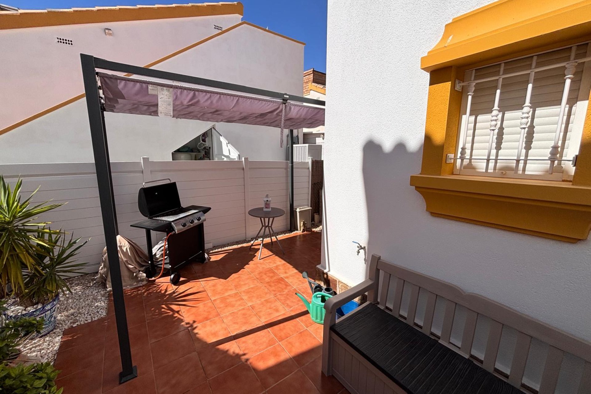 Resale - Villa -
Guardamar del Segura - El Raso