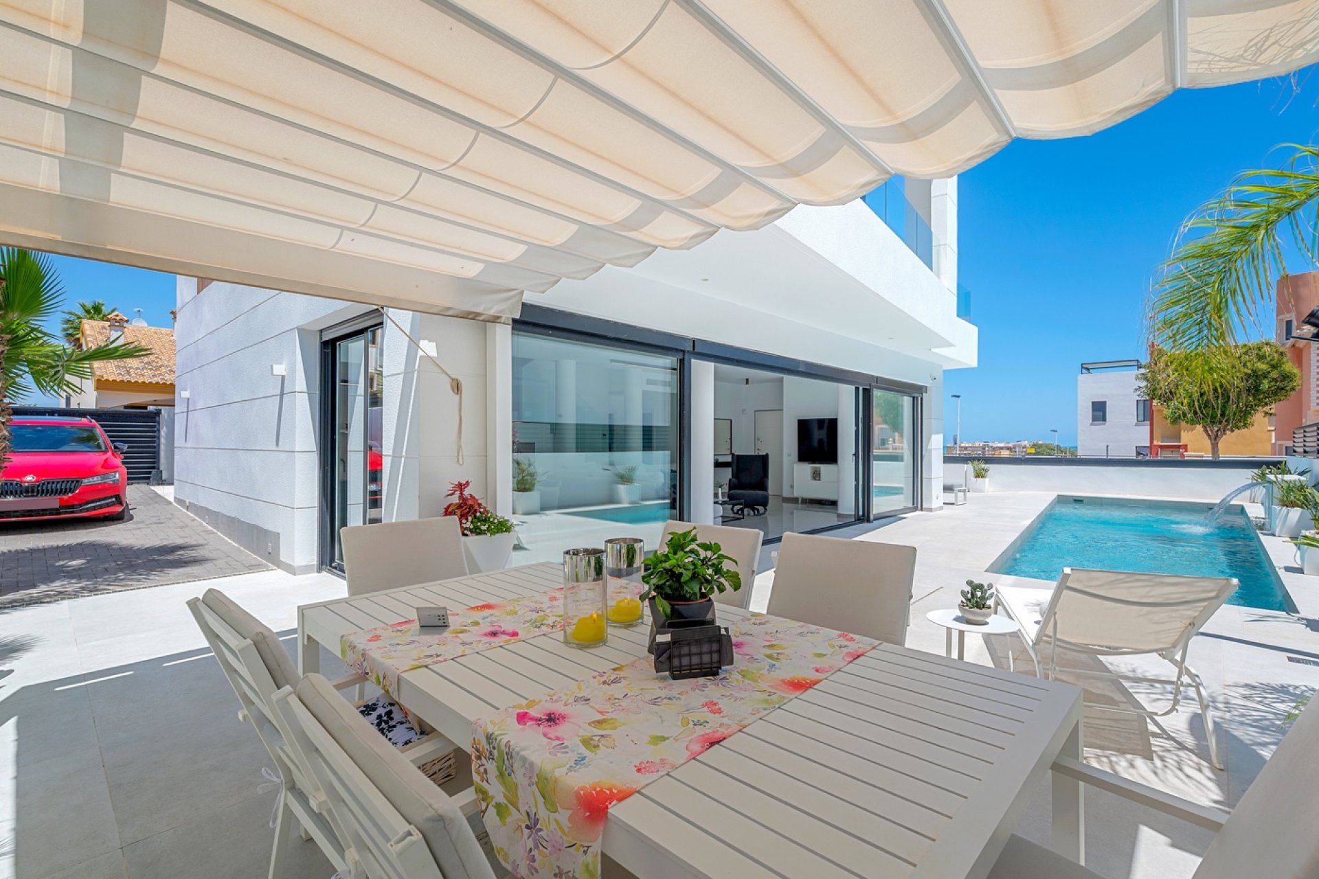 Resale - Villa -
Guardamar del Segura - Los Secanos