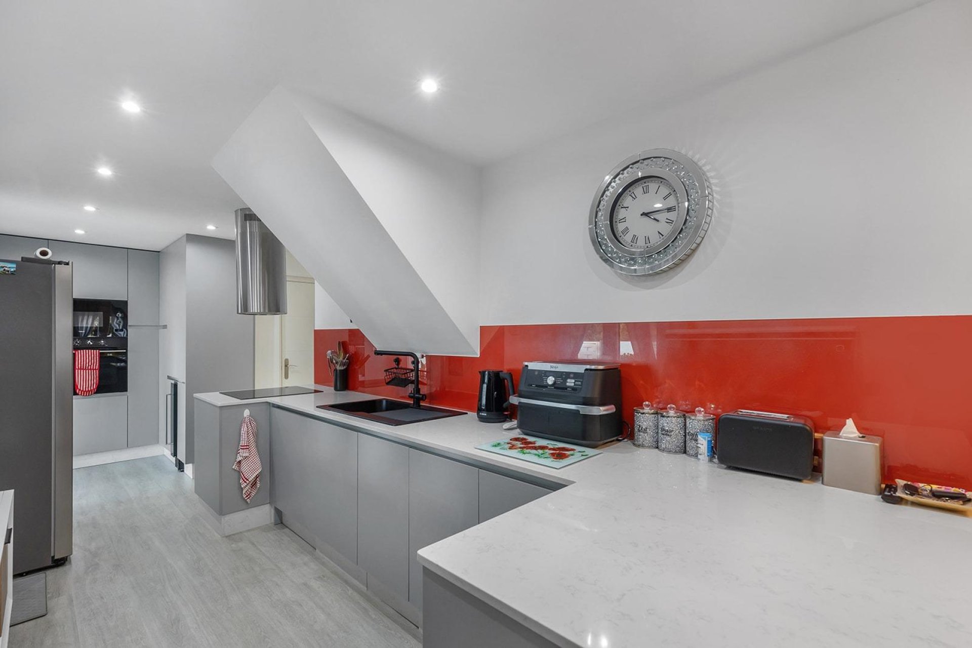 Resale - Villa -
Guardamar del Segura - Urbanizaciones