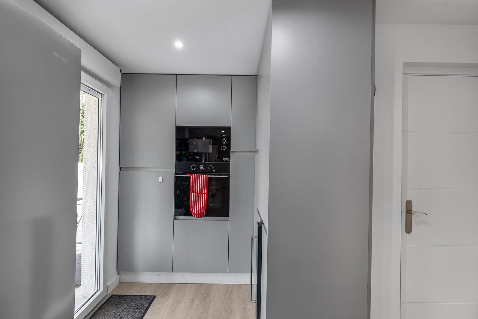 Resale - Villa -
Guardamar del Segura - Urbanizaciones