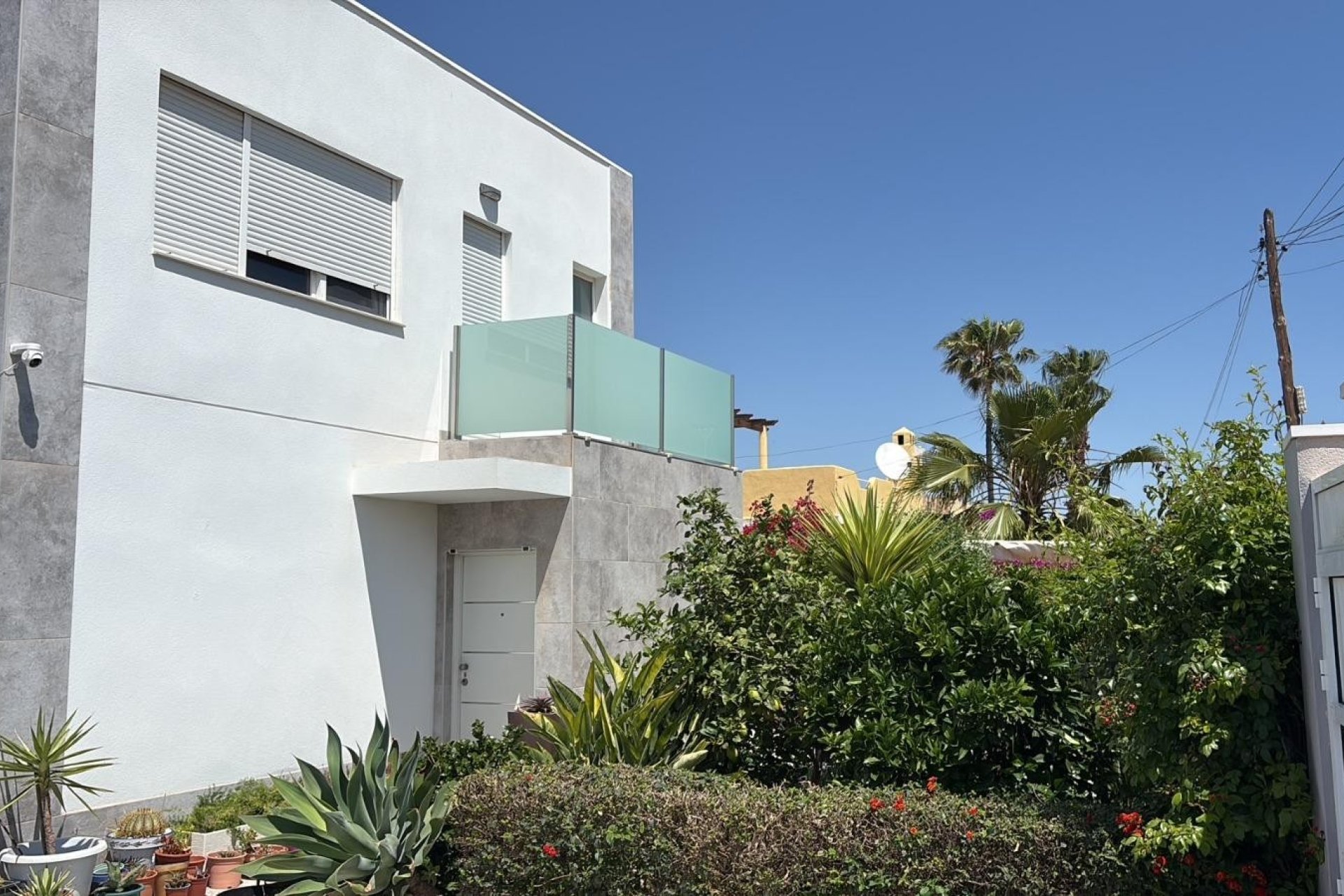 Resale - Villa / House -
Torrevieja - La Siesta