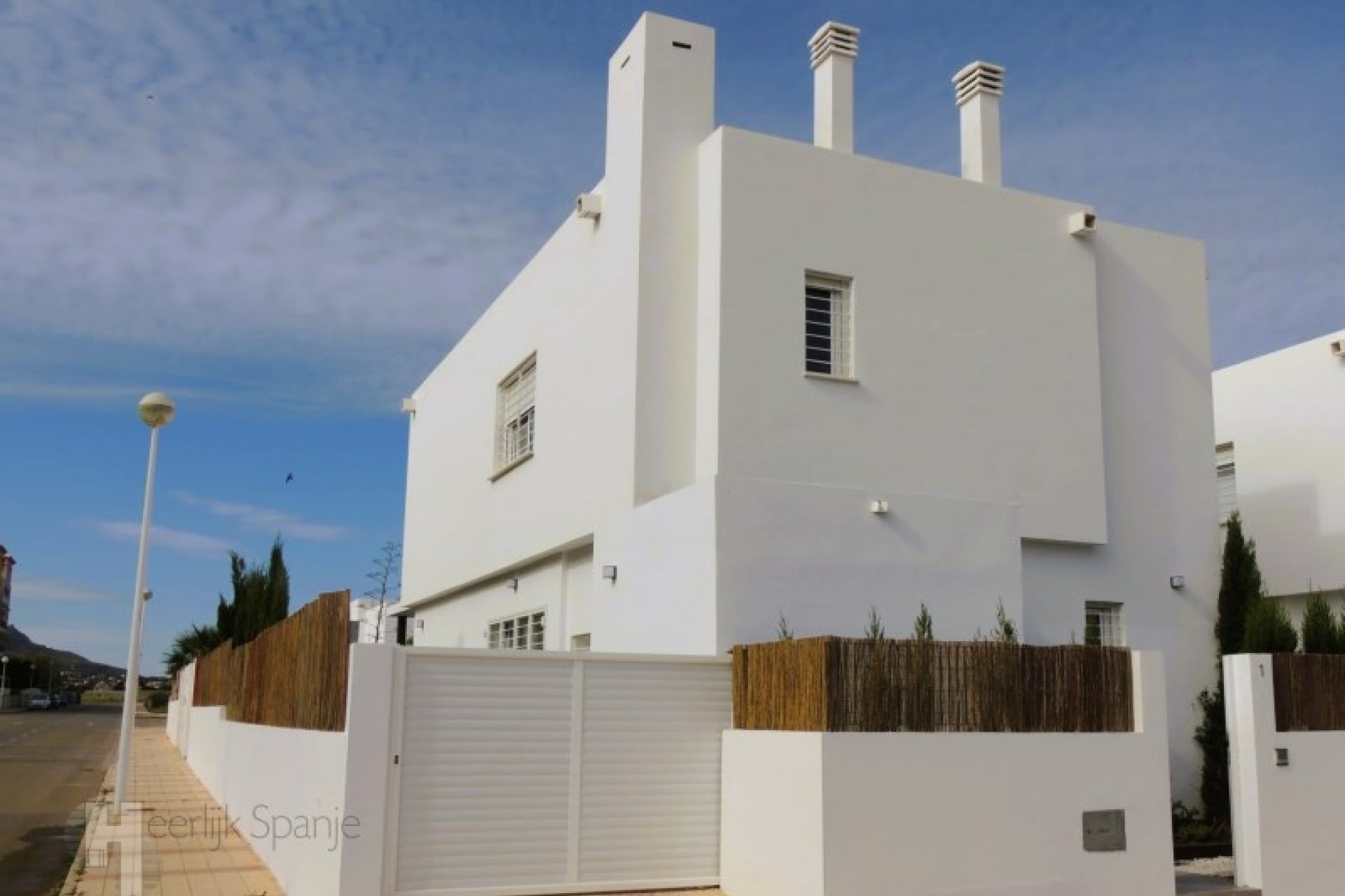 Resale - Villa -
La Manga del Mar Menor - Cartagena