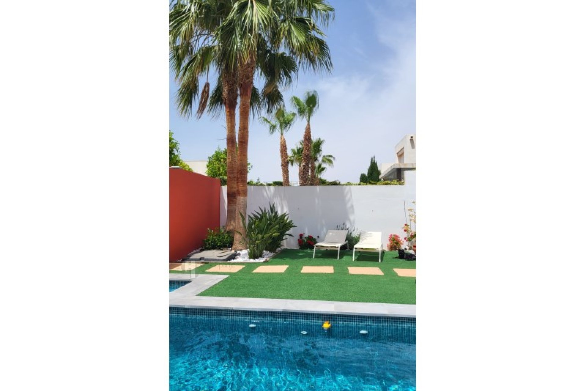 Resale - Villa -
La Manga del Mar Menor - Cartagena