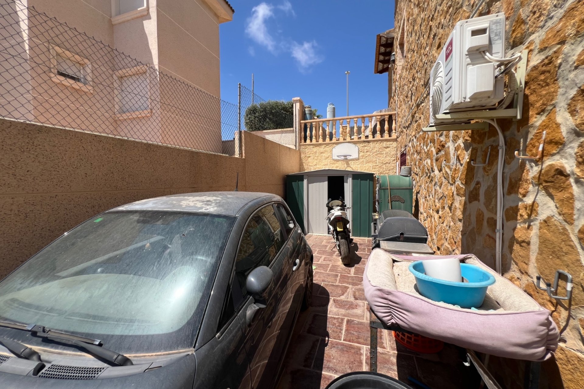 Resale - Villa -
La Marina - La Escuera